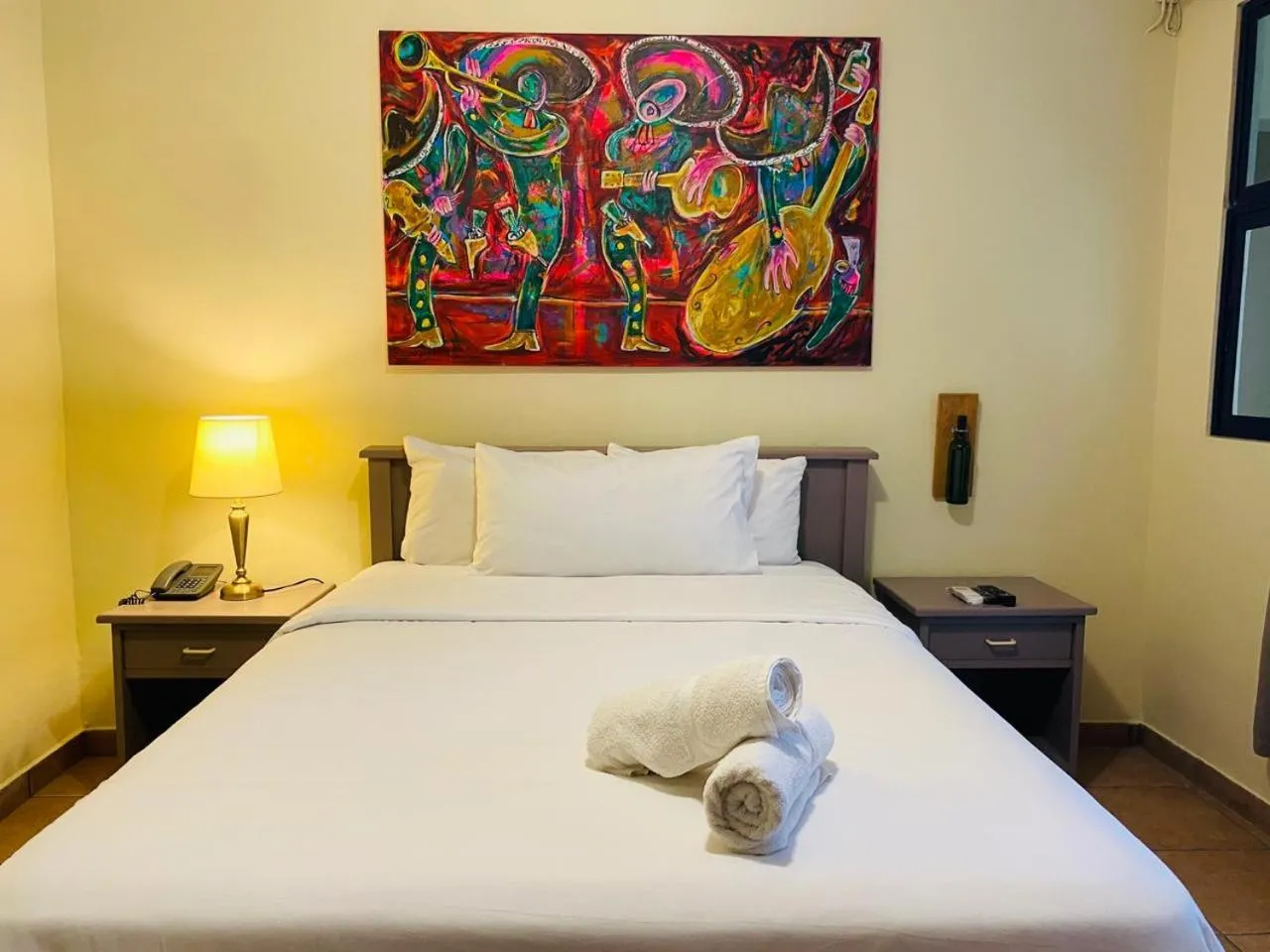 Bed in Morrison Hotel San Salvador