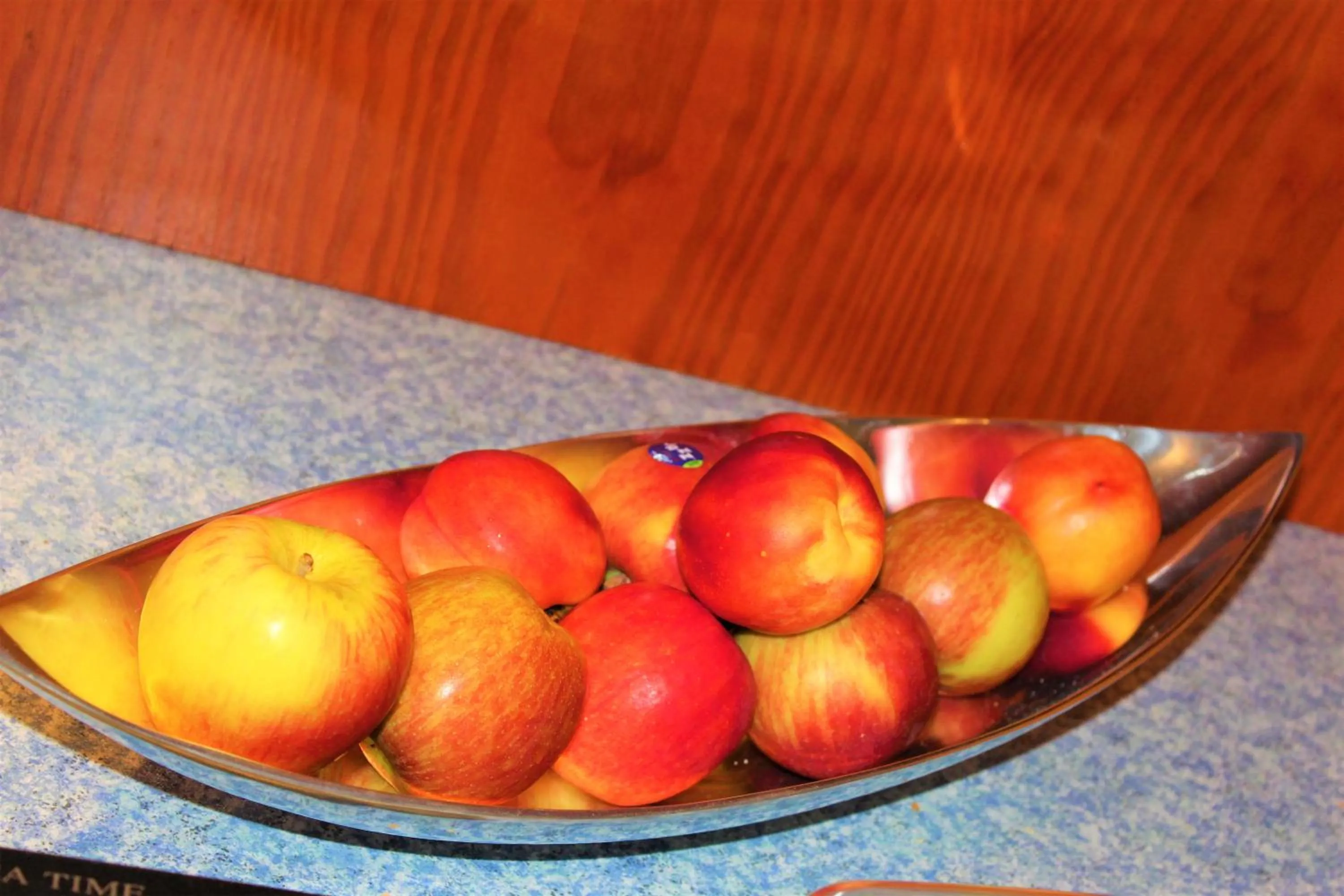 Food and drinks in Hotel Alsterquelle 24h Check-in, Free Parking and WiFi