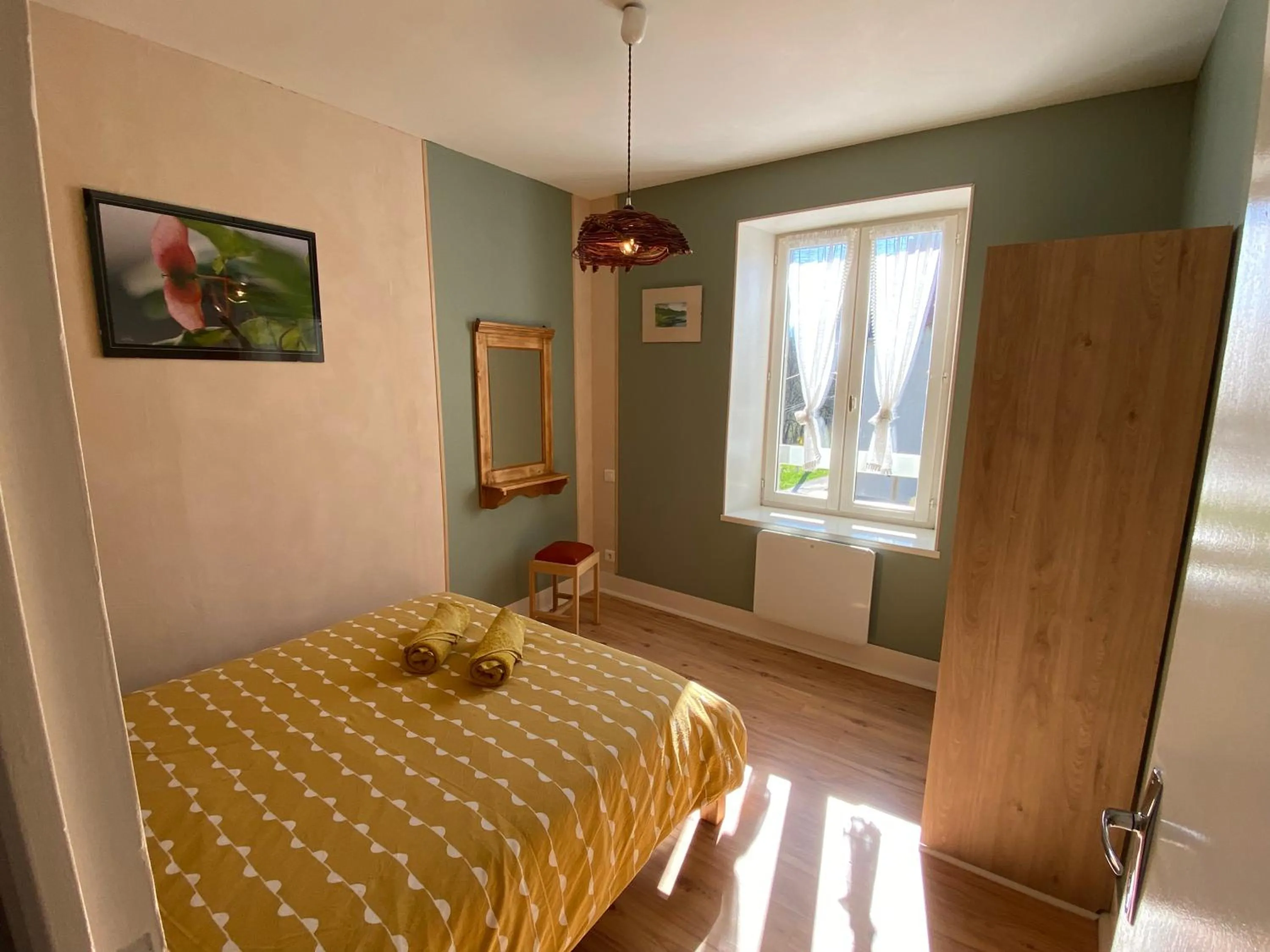 Bed in La grande marmite du lac de Vouglans