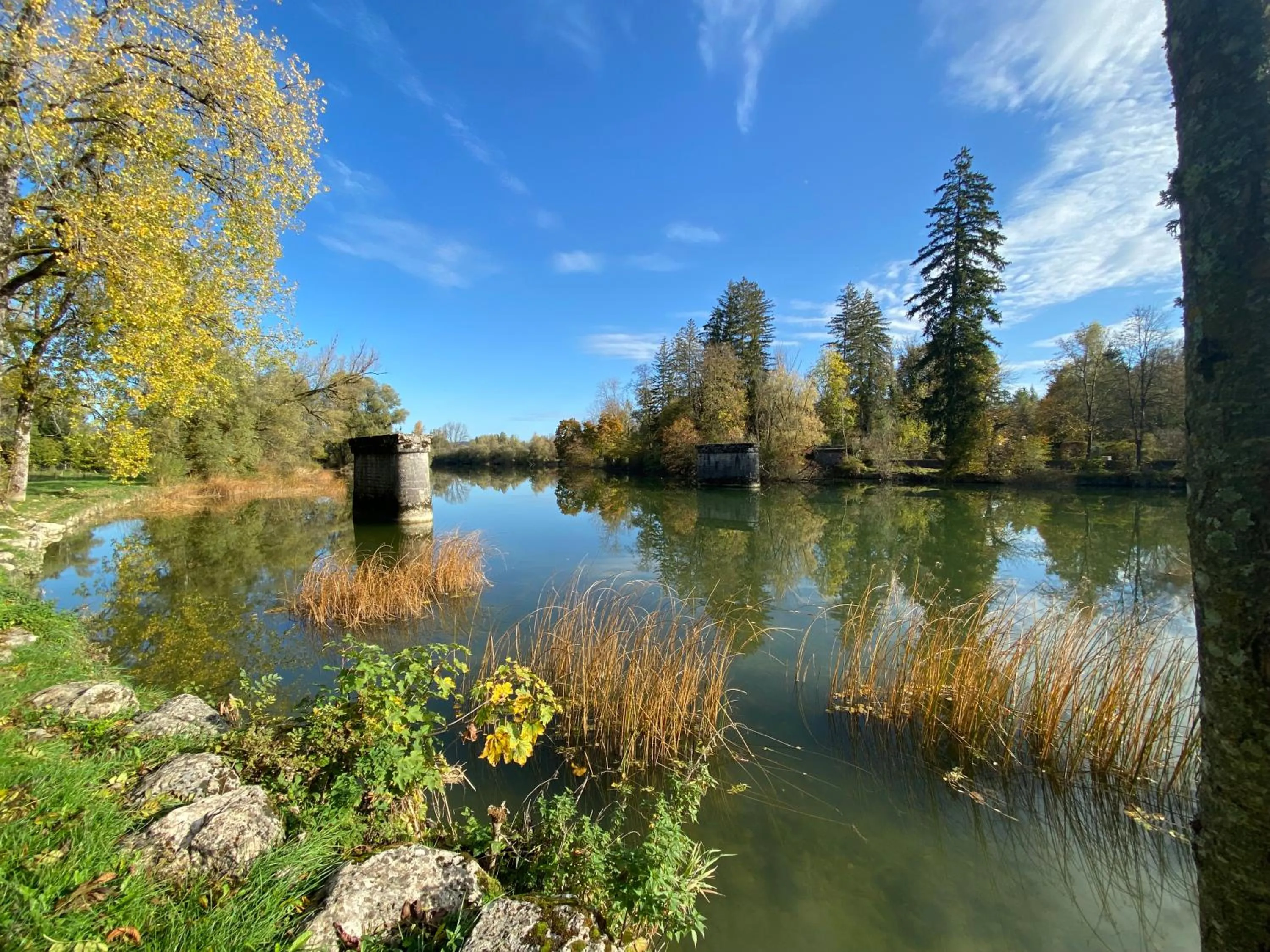 Natural landscape in La grande marmite du lac de Vouglans