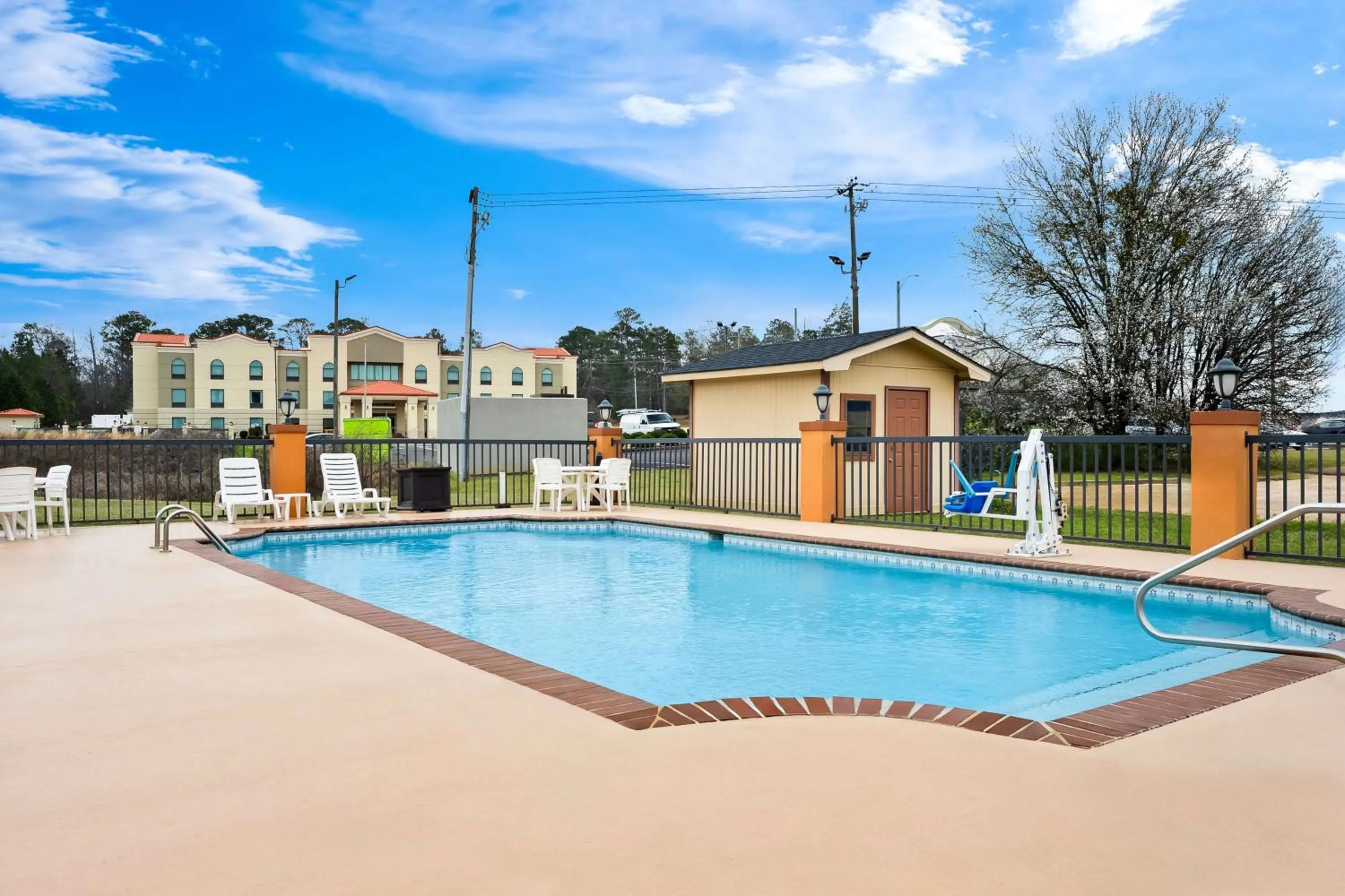 Pool view in Best Western Greenville Inn