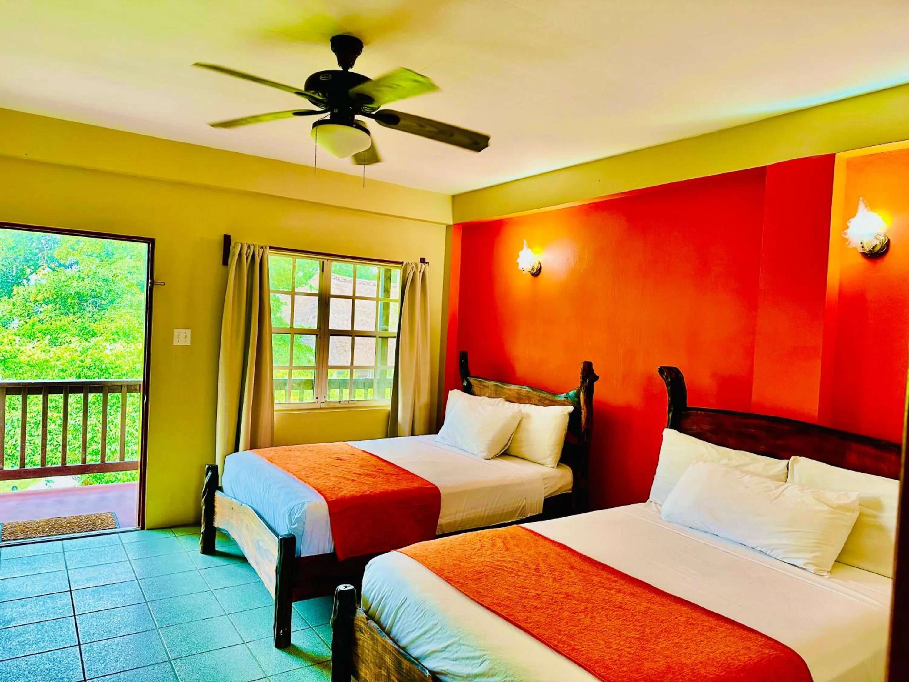 Garden view, Bed in Black Orchid Resort