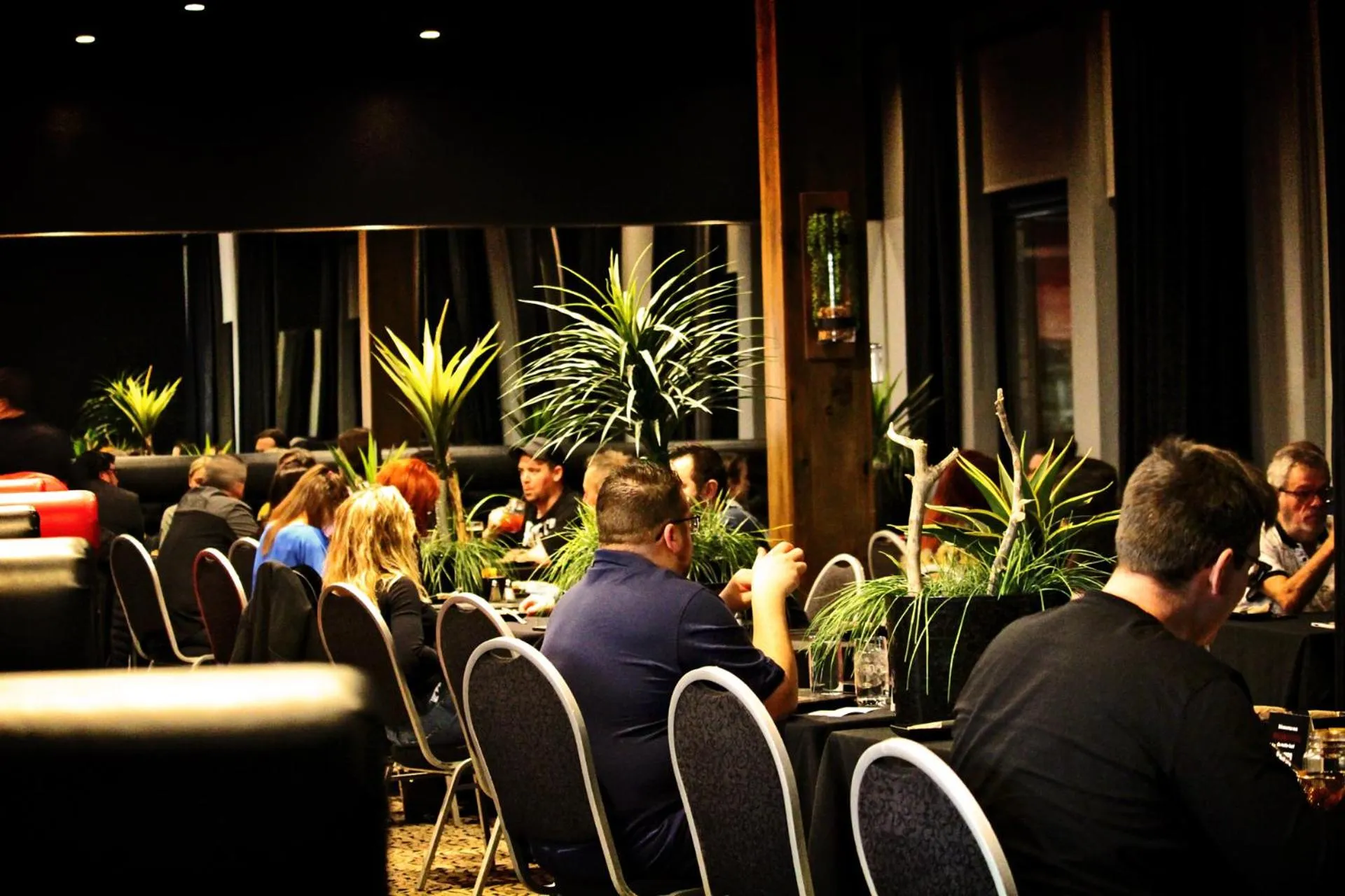 Restaurant/places to eat in La cache à Maxime