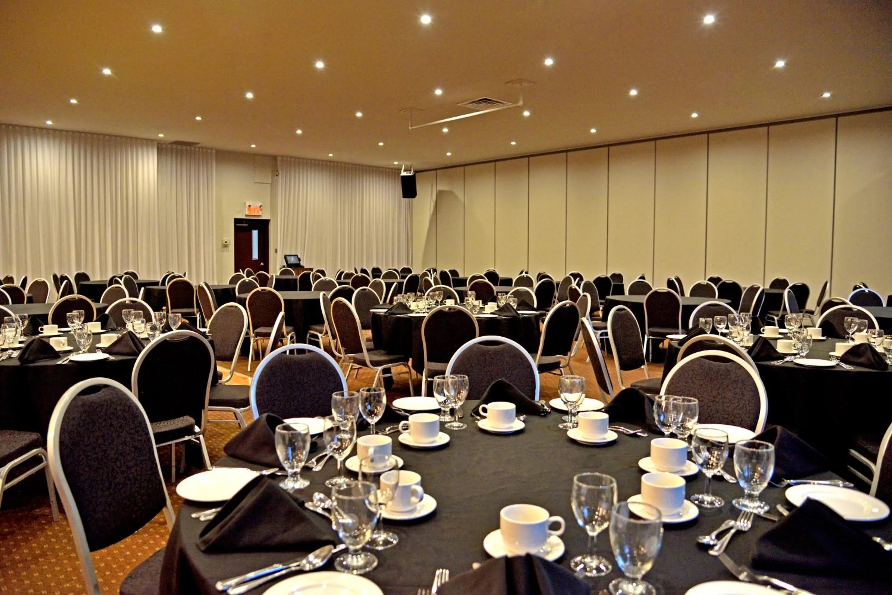 Business facilities in La cache à Maxime