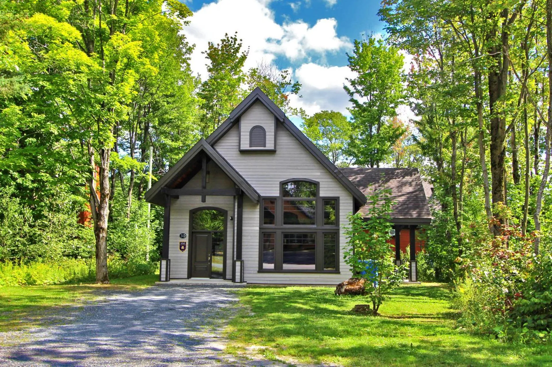 View (from property/room) in La cache à Maxime
