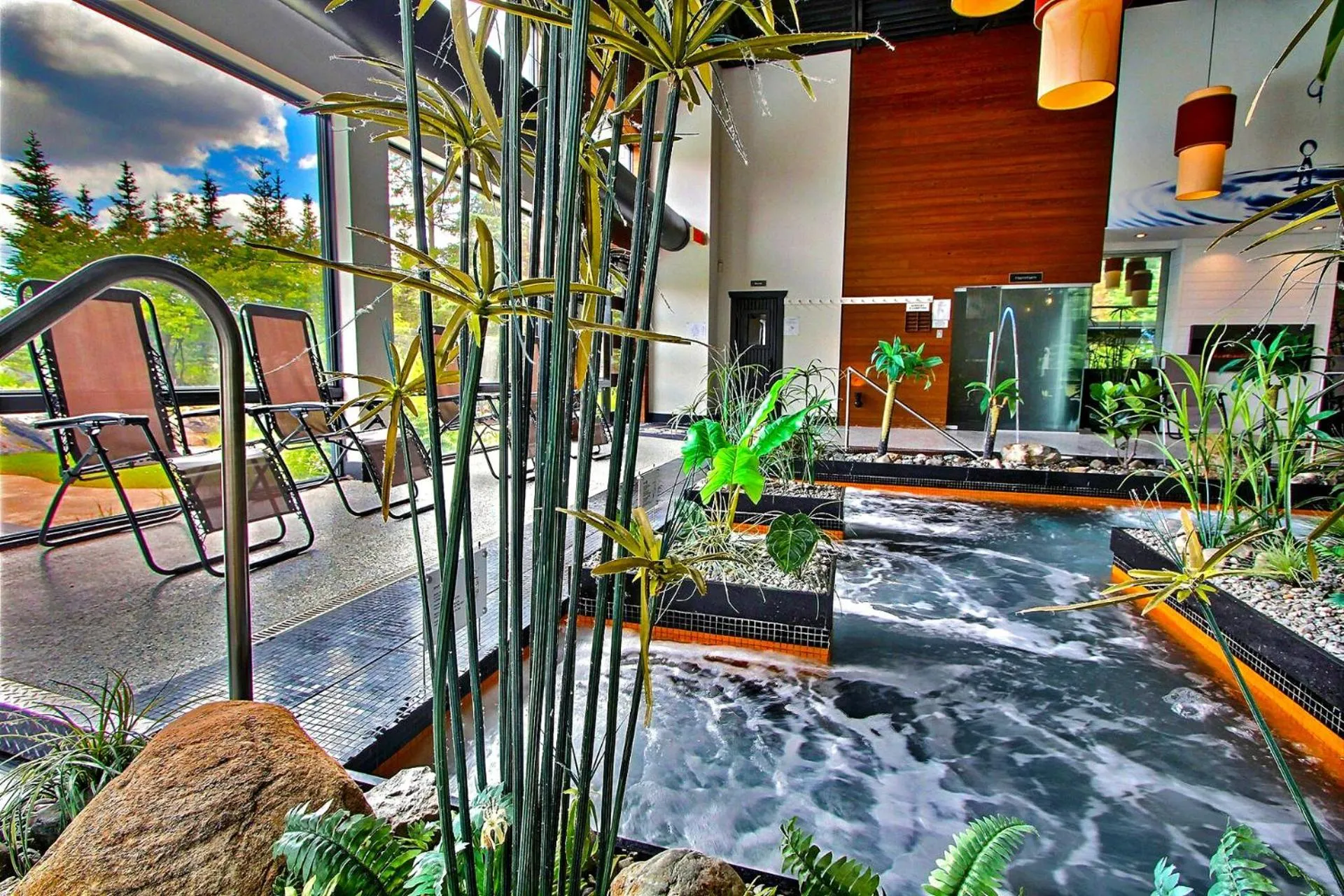 Spa and wellness centre/facilities in La cache à Maxime