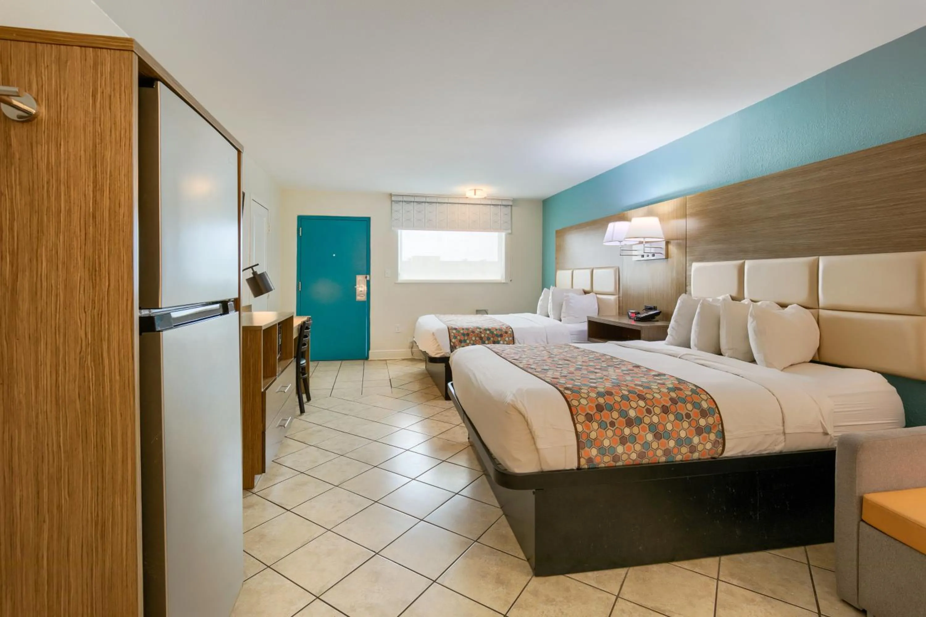 Guests, Bed in Beachside Resort Hotel