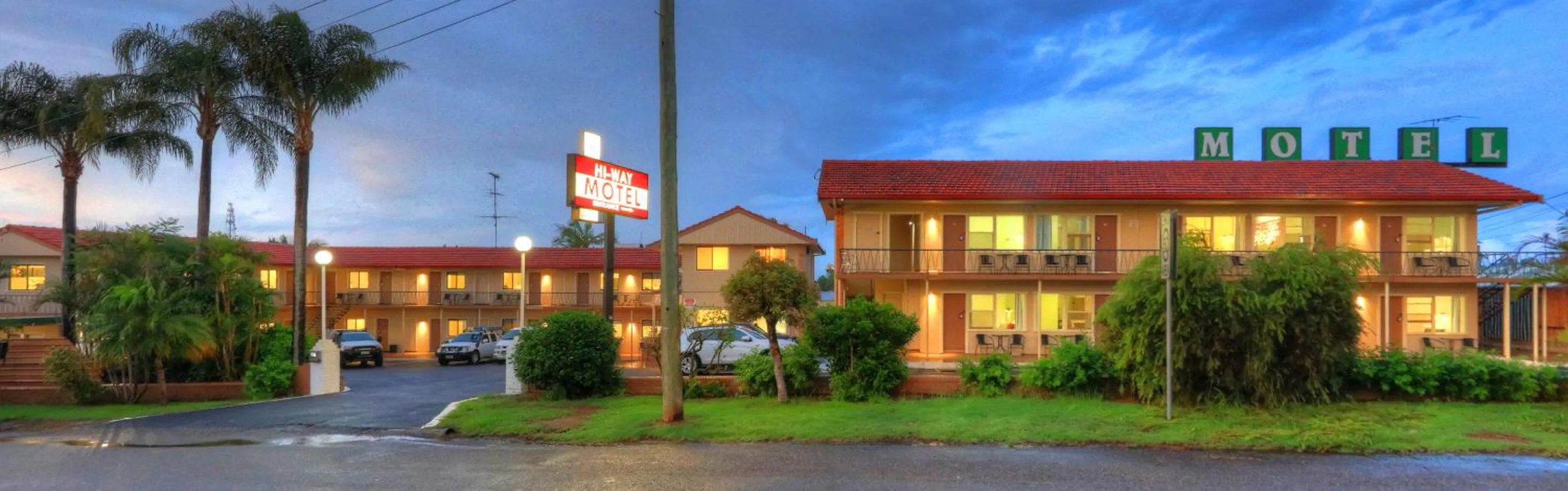 Property building in Hi-Way Motel Grafton - Contactless