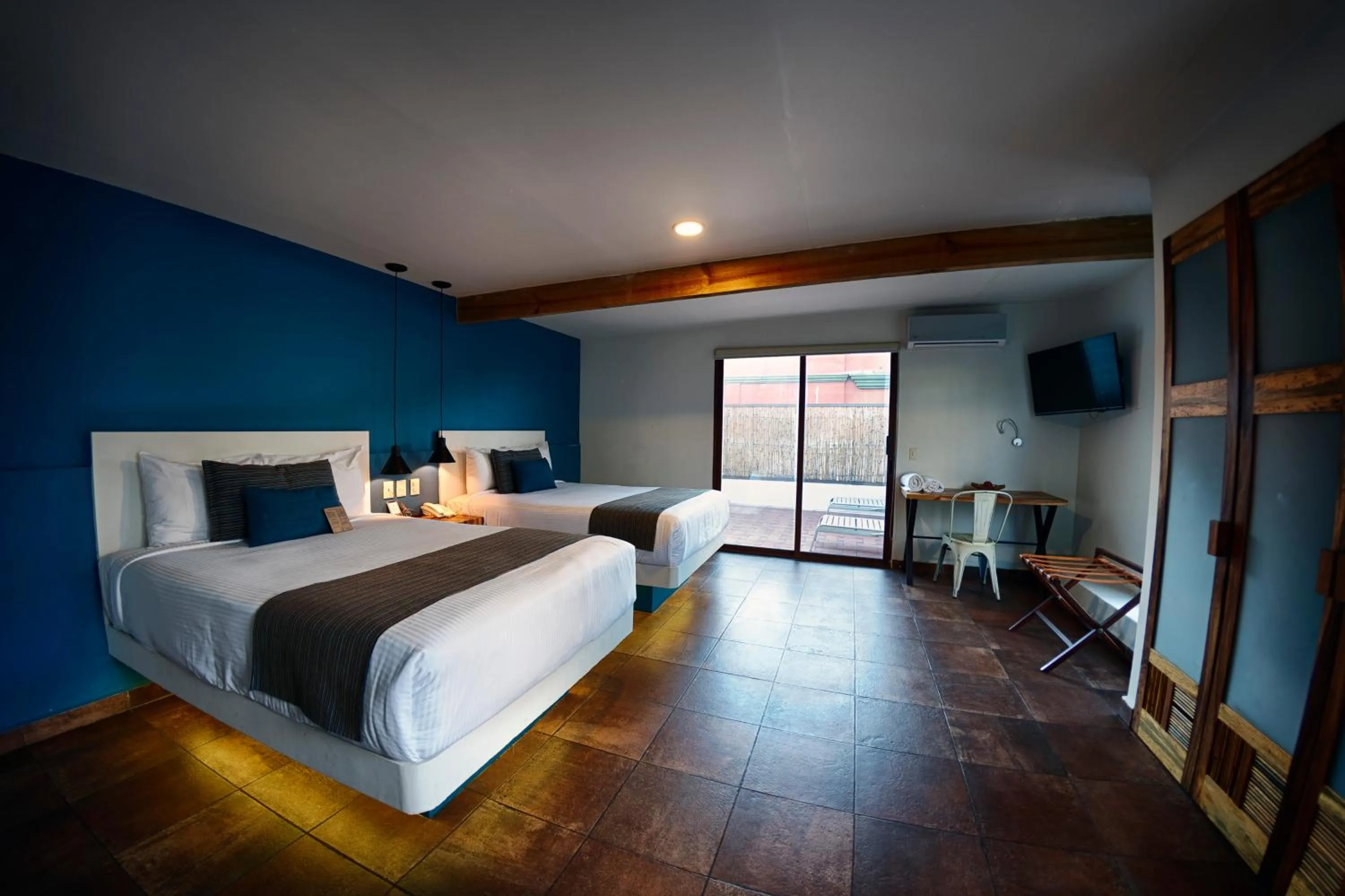 Photo of the whole room, Bed in Casa De Sierra Azul