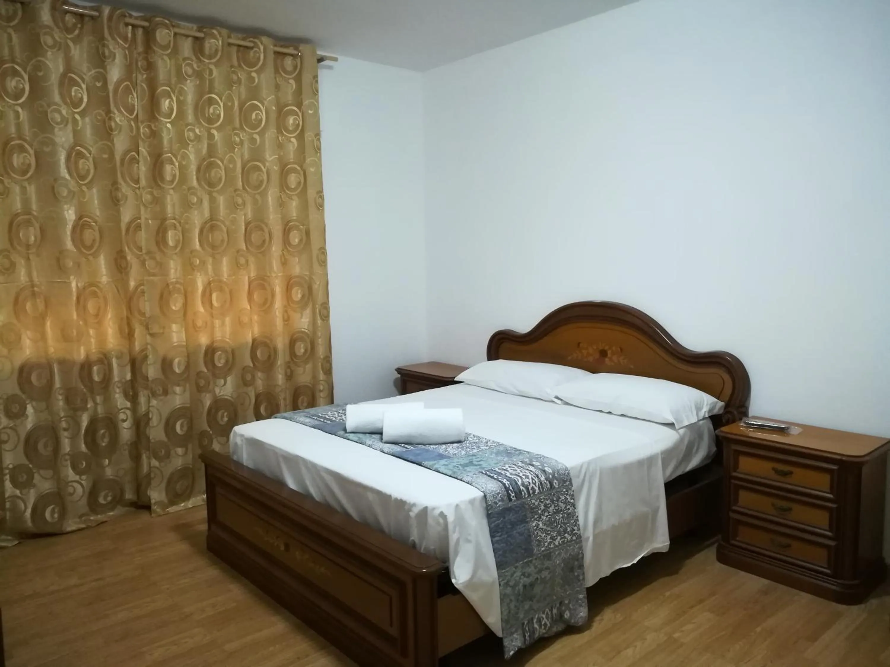 Bed in Venice Vacation House