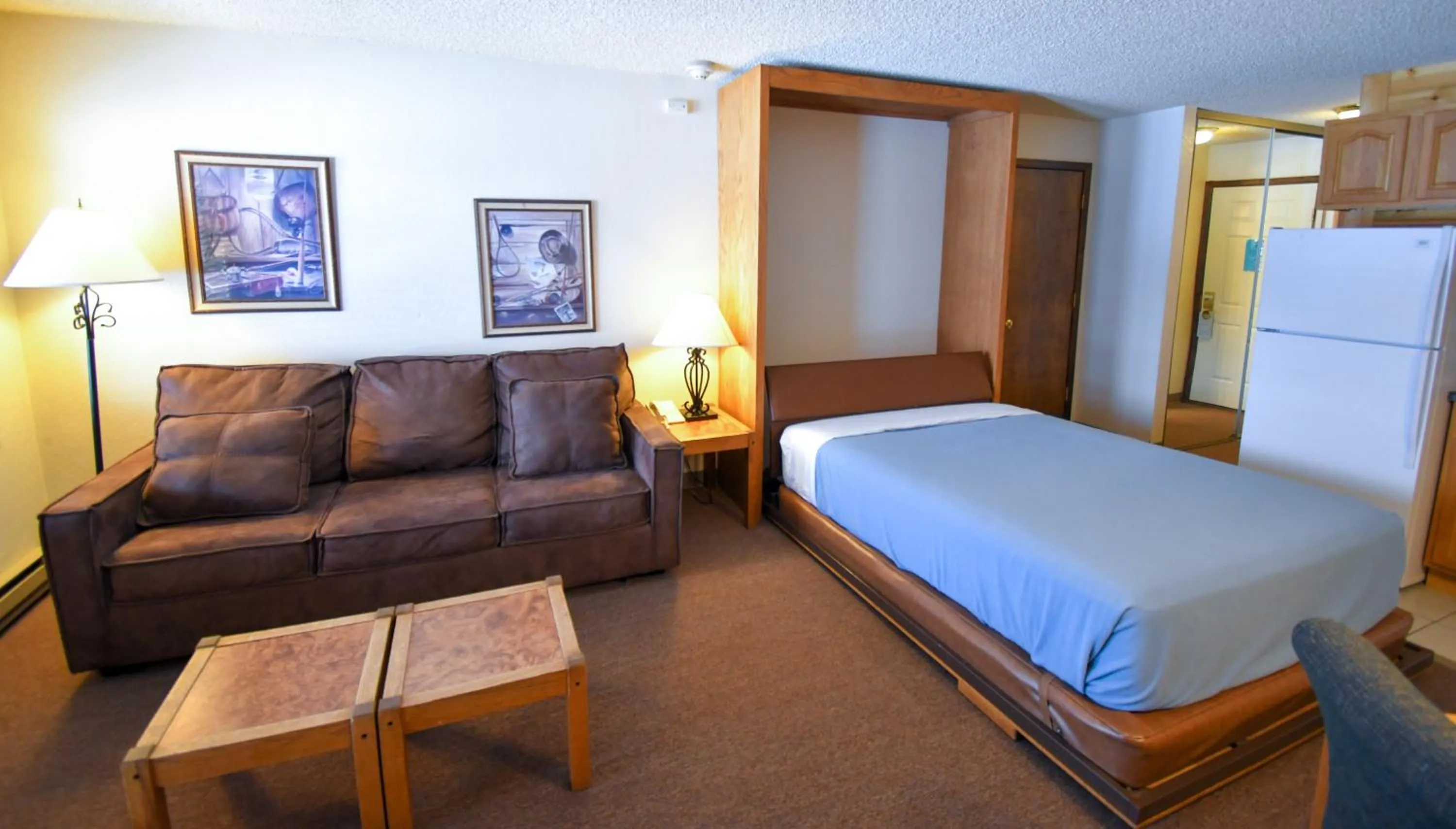 Bed in The Inn at Silvercreek