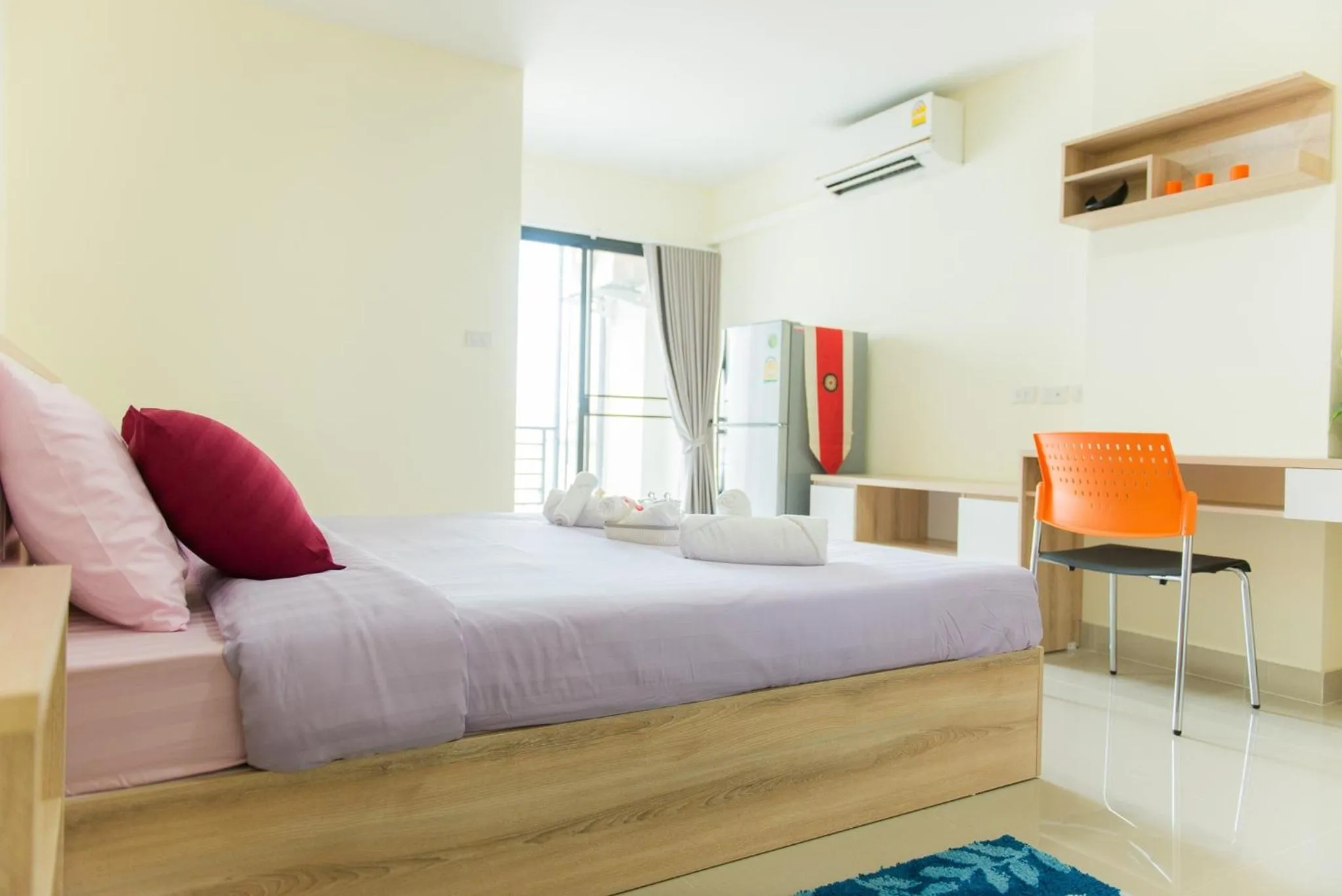 Bedroom, Bed in Be My Guest 36