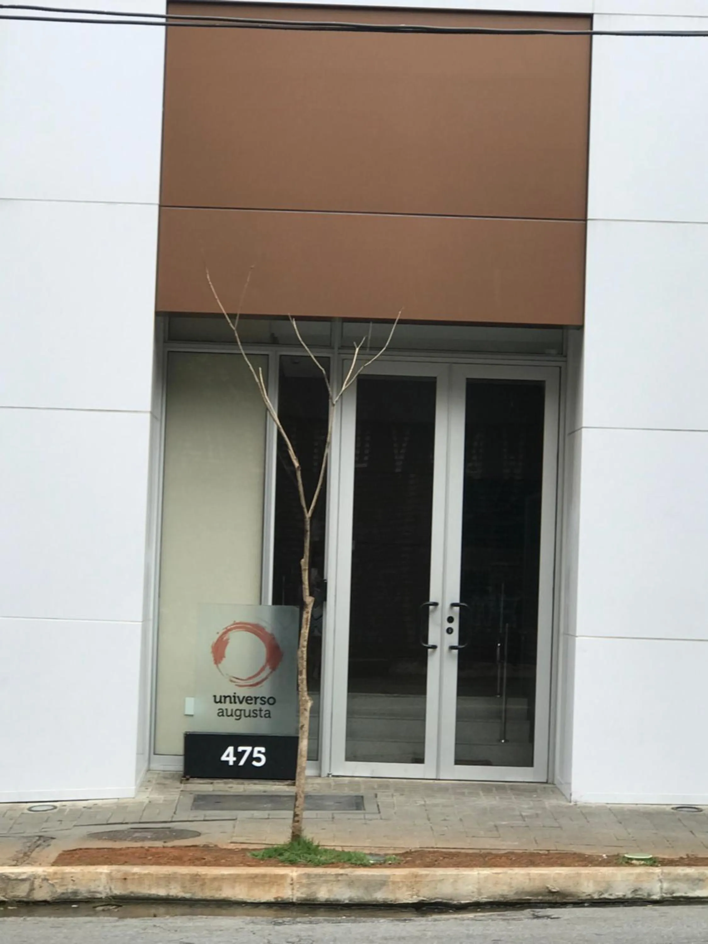 Property building in Studio Augusta