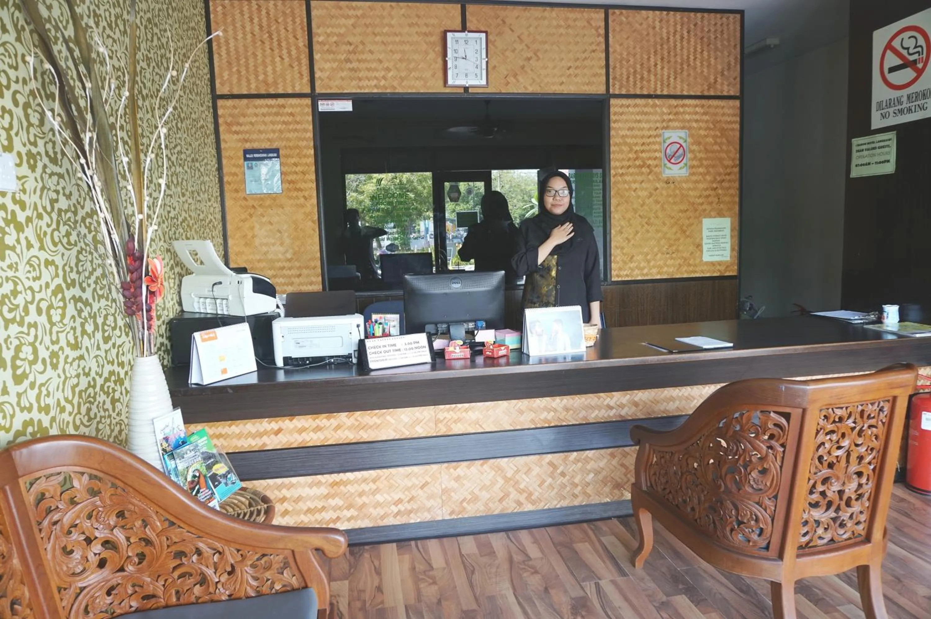 Lobby or reception in 1 Baron Motel