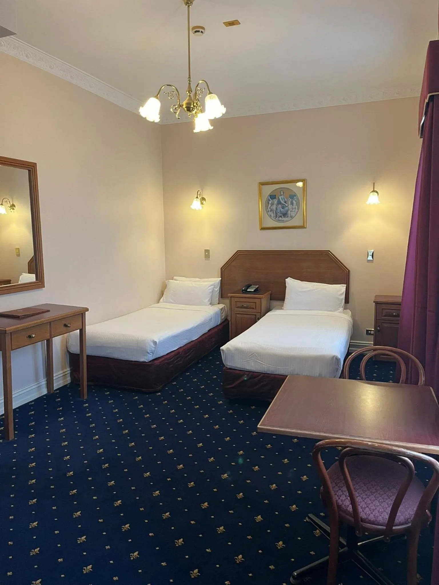 Bedroom, Bed in Palais Royale