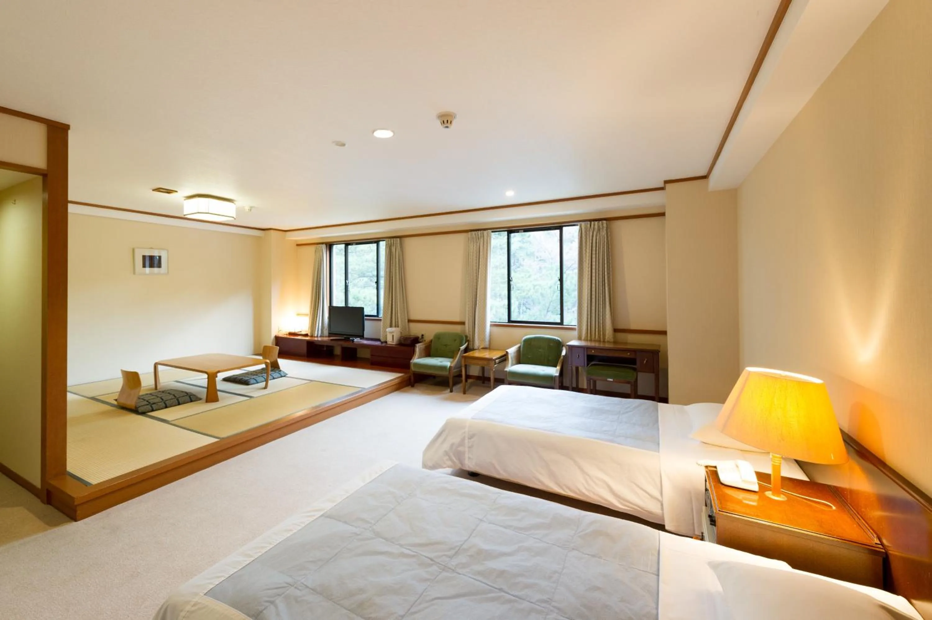 Photo of the whole room, Bed in Oarai Park Hotel