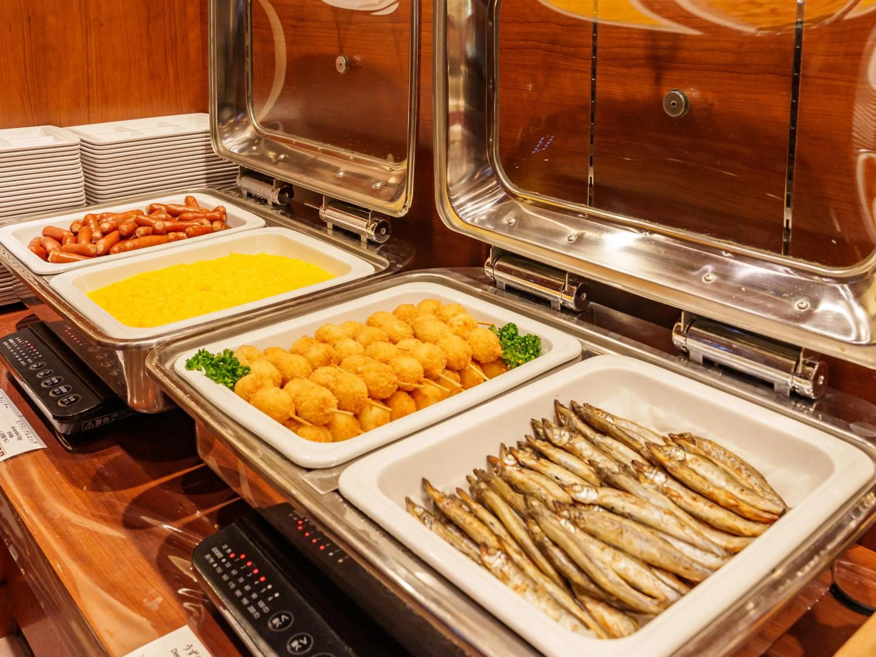 Restaurant/places to eat in APA Hotel Naha Matsuyama