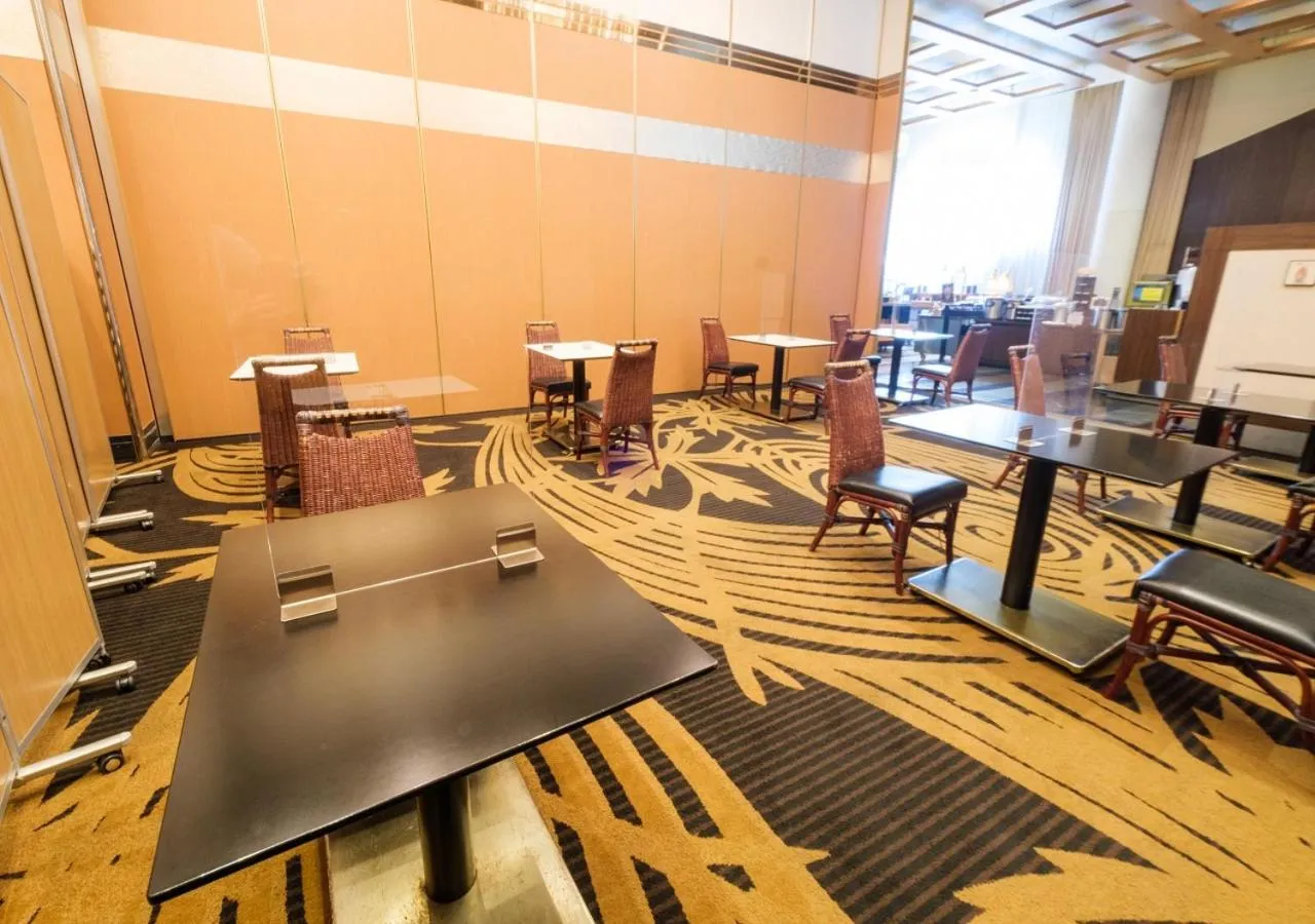 Restaurant/places to eat in APA Hotel Kanazawa Ekimae