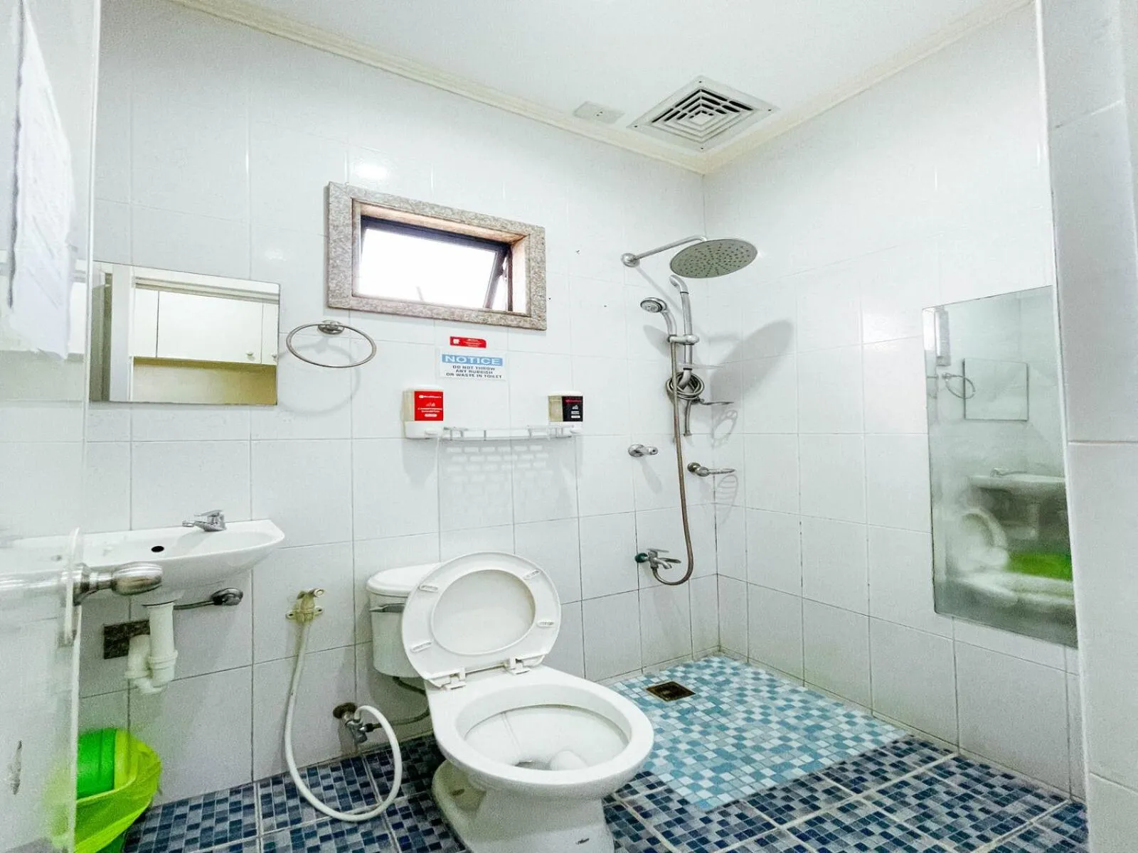 Chanel Paris Hotel powered by Cocotel