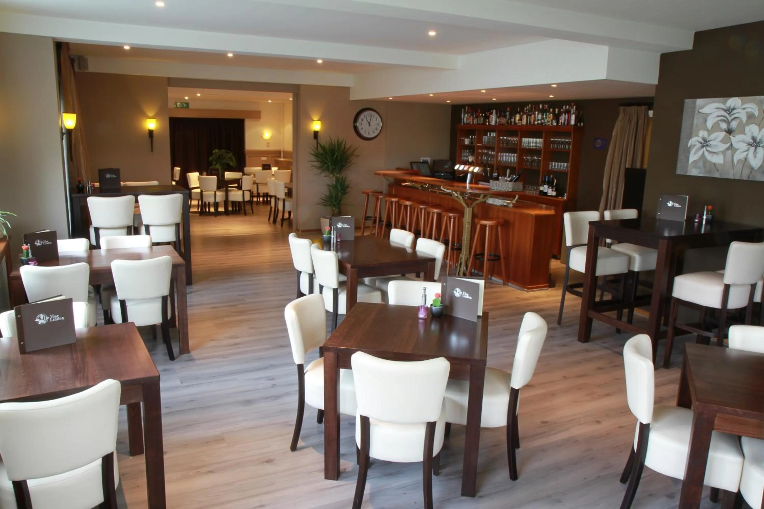 Restaurant/places to eat in De Vier Linden