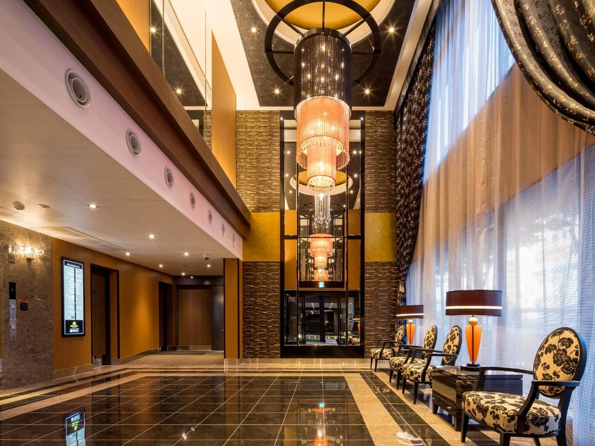 Lobby or reception in APA Hotel Okayama Ekimae