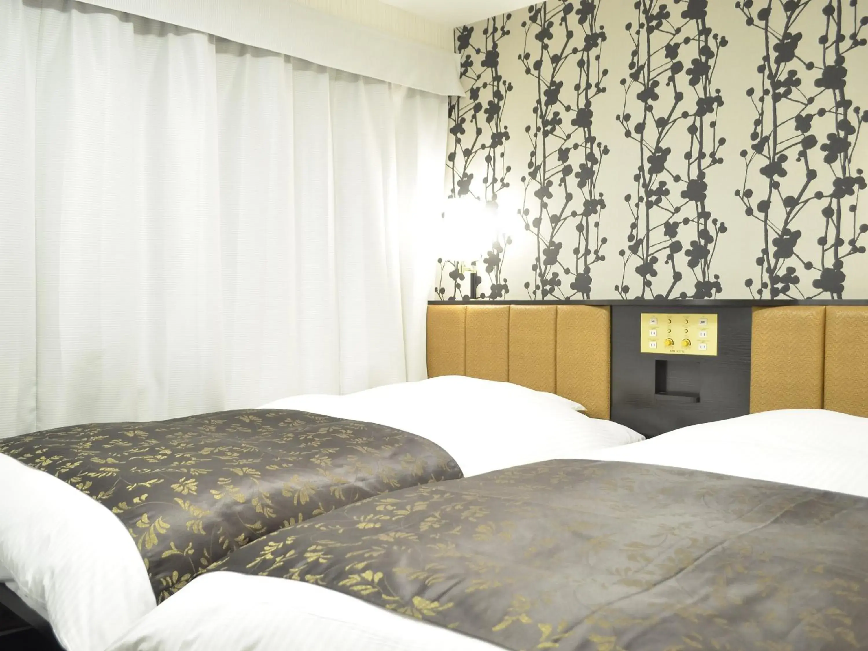 Twin Room - Non-Smoking in APA Hotel Okayama Ekimae Twin Room - Non-Smoking in APA Hotel Okayama Ekimae