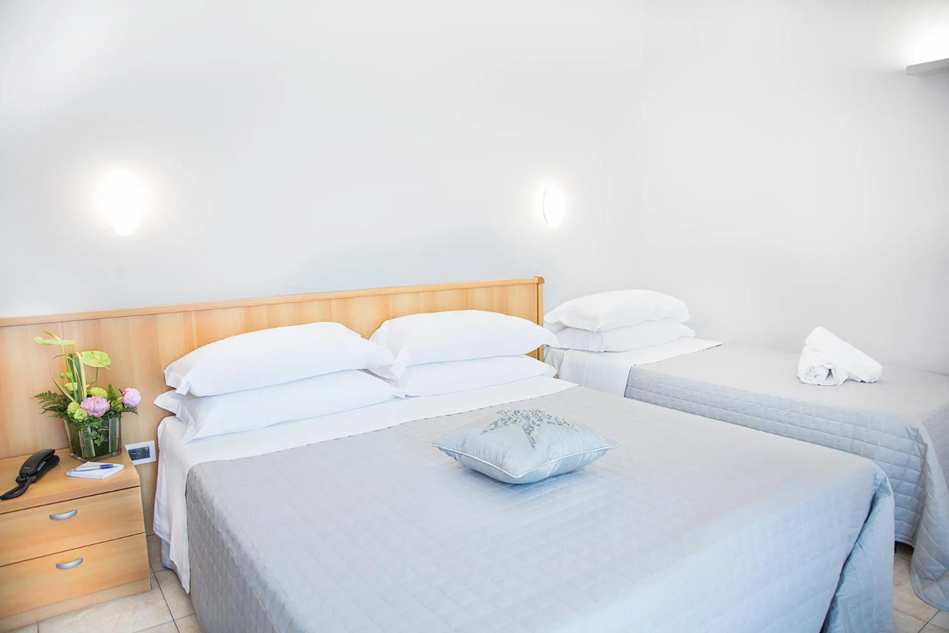 Bedroom, Bed in Adria Beach Hotel