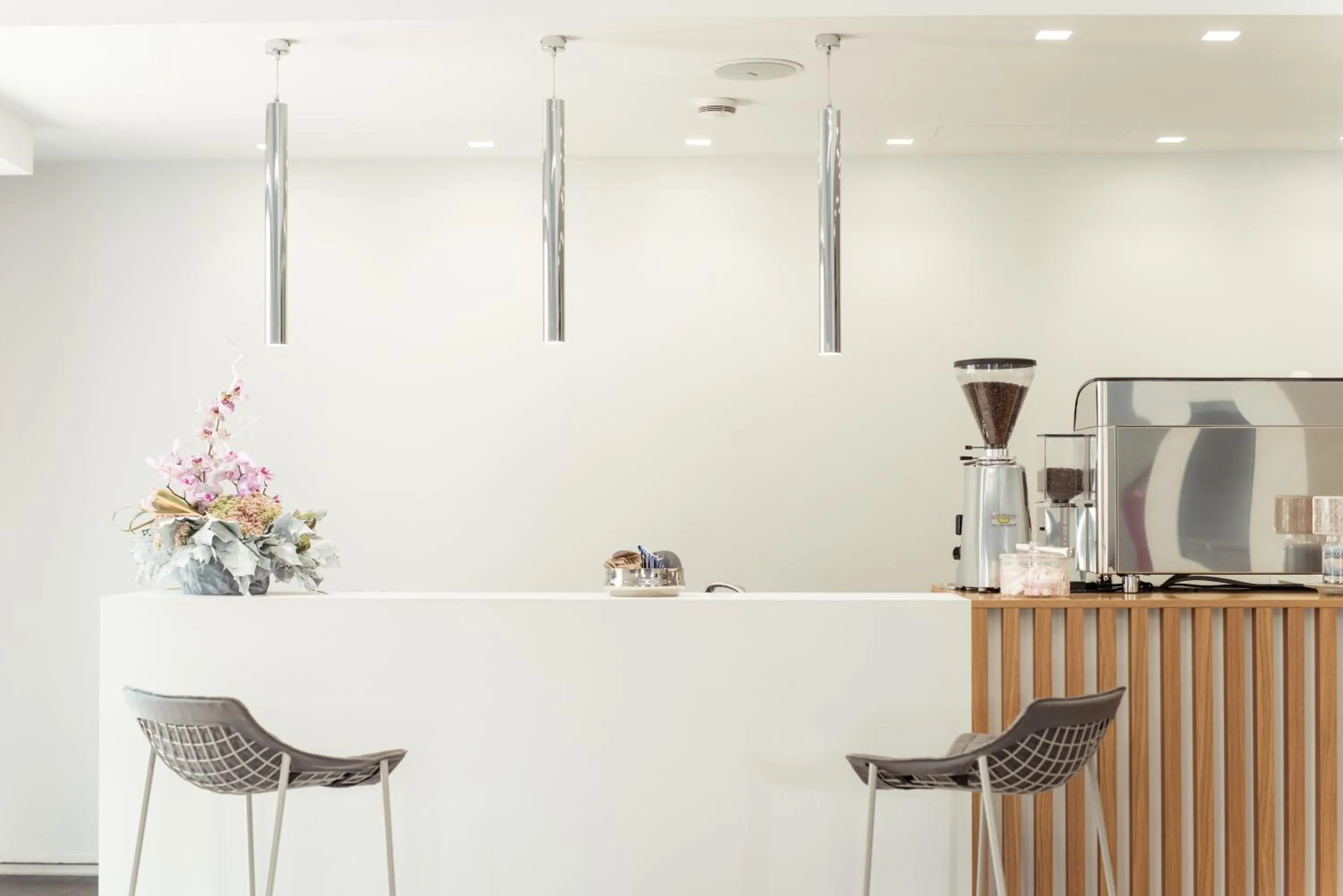 Lounge or bar in Adria Beach Hotel