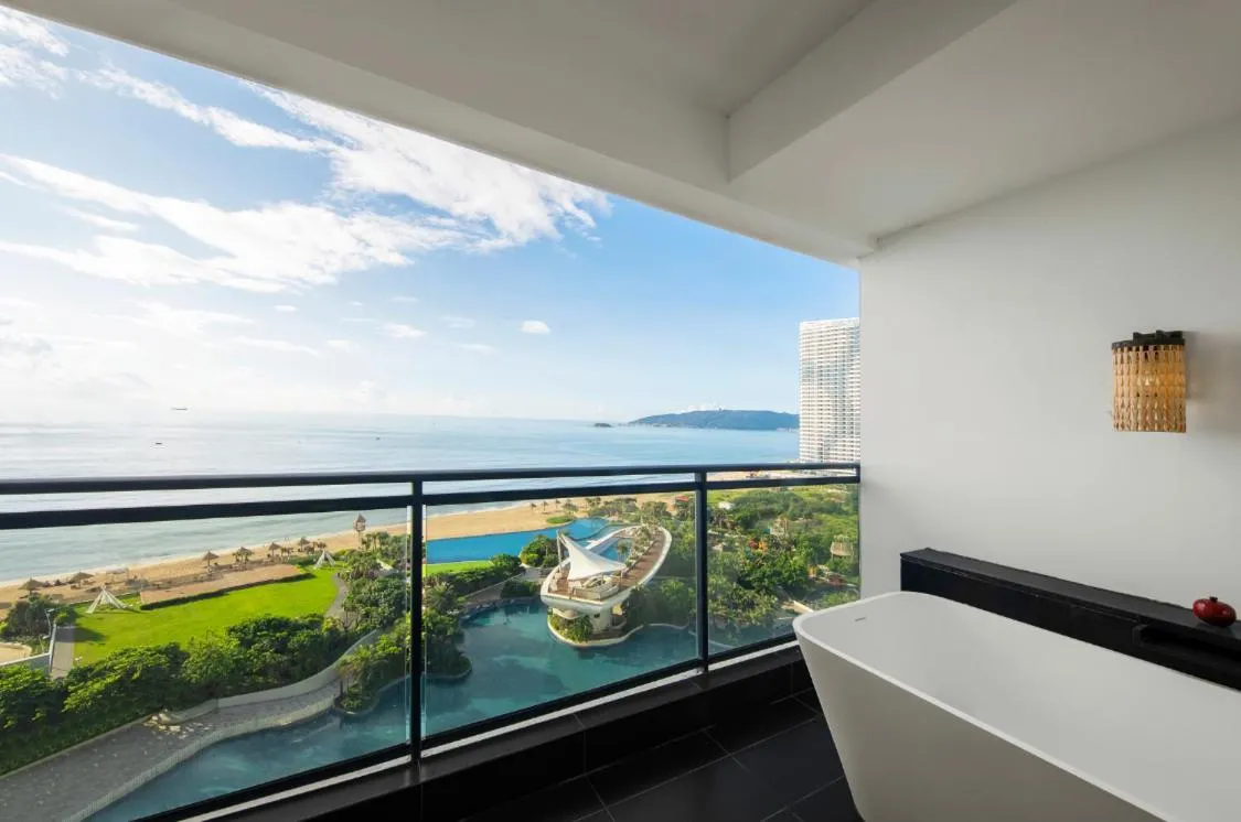 Dusit Thani Shuangyue Bay Resort Huizhou