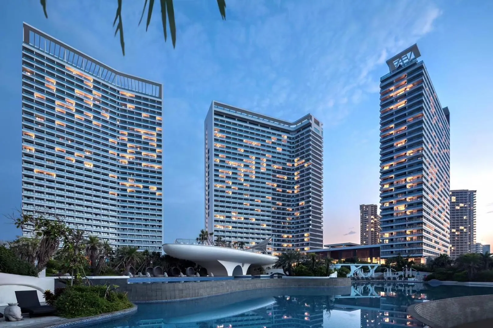 Dusit Thani Shuangyue Bay Resort Huizhou