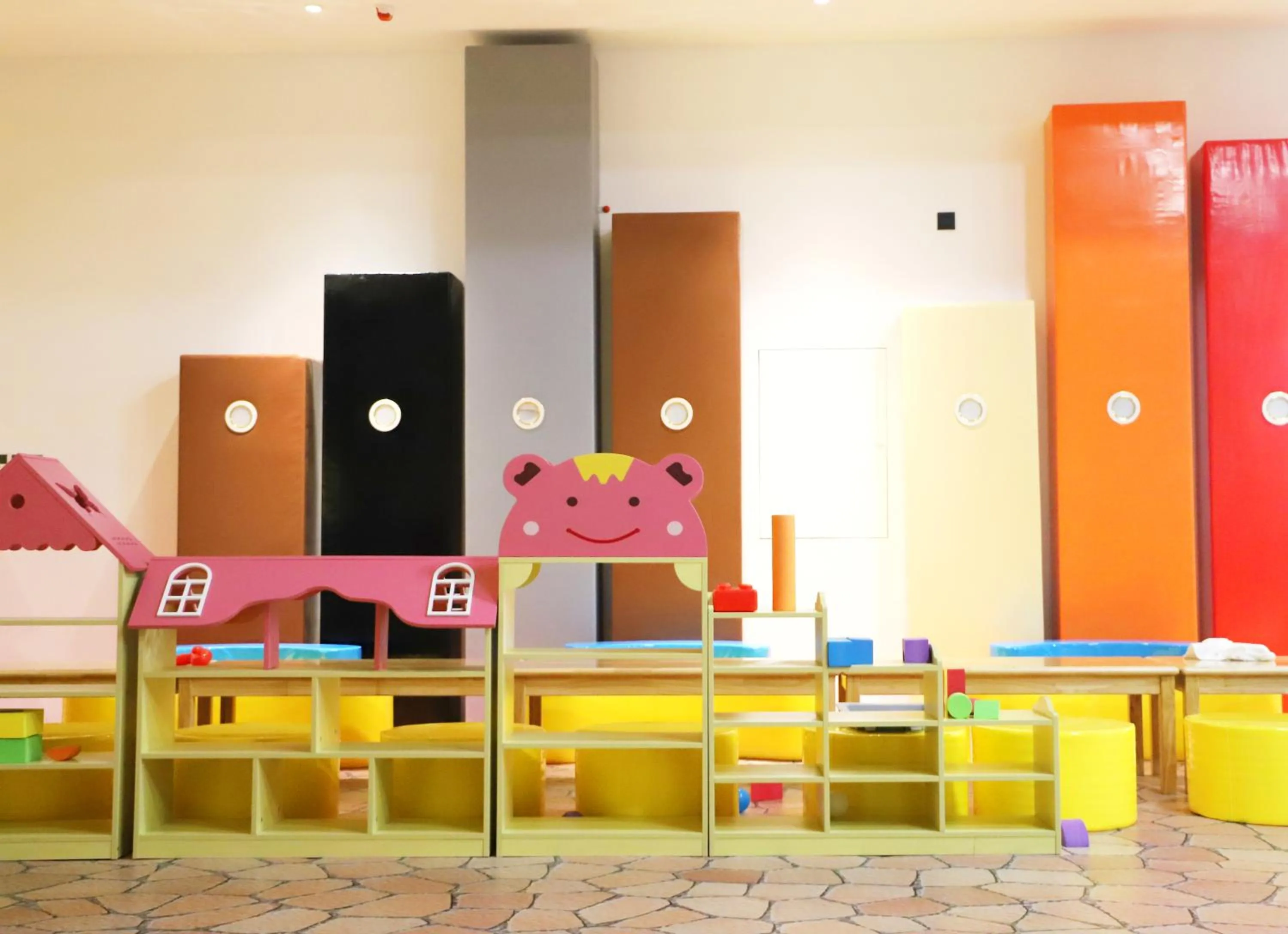 Children play ground in Dusit Thani Shuangyue Bay Resort Huizhou