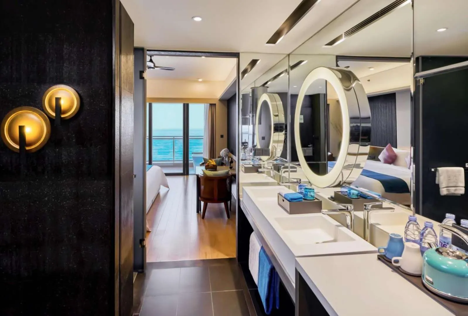 Dusit Thani Shuangyue Bay Resort Huizhou