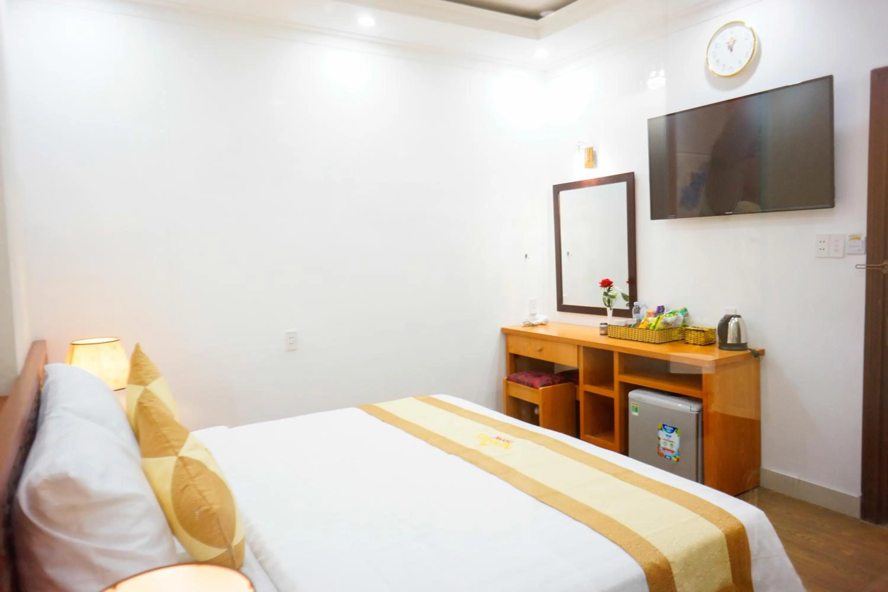 Bed in NỮ HOÀNG HOTEL