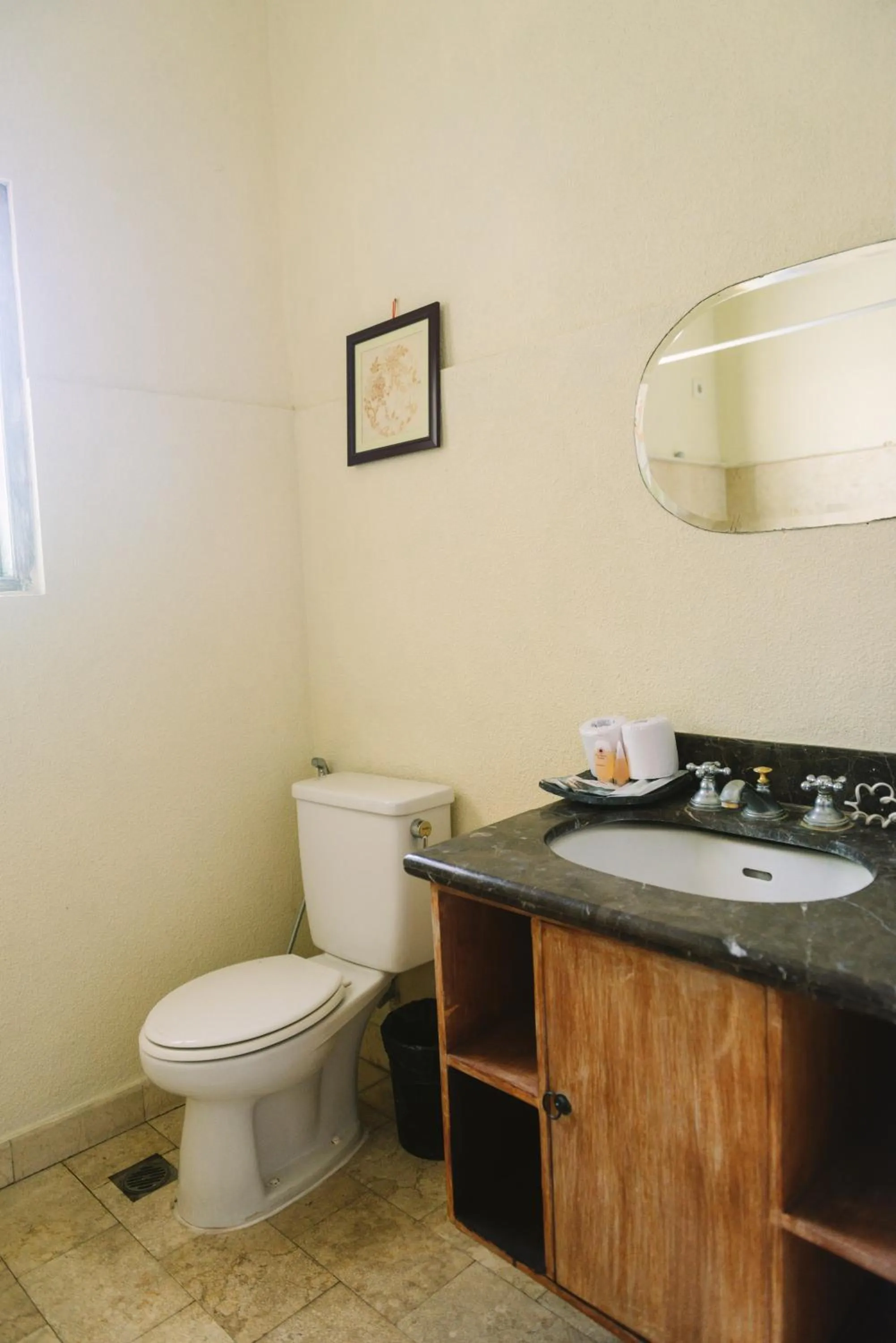 Bathroom in Abian Biu Mansion