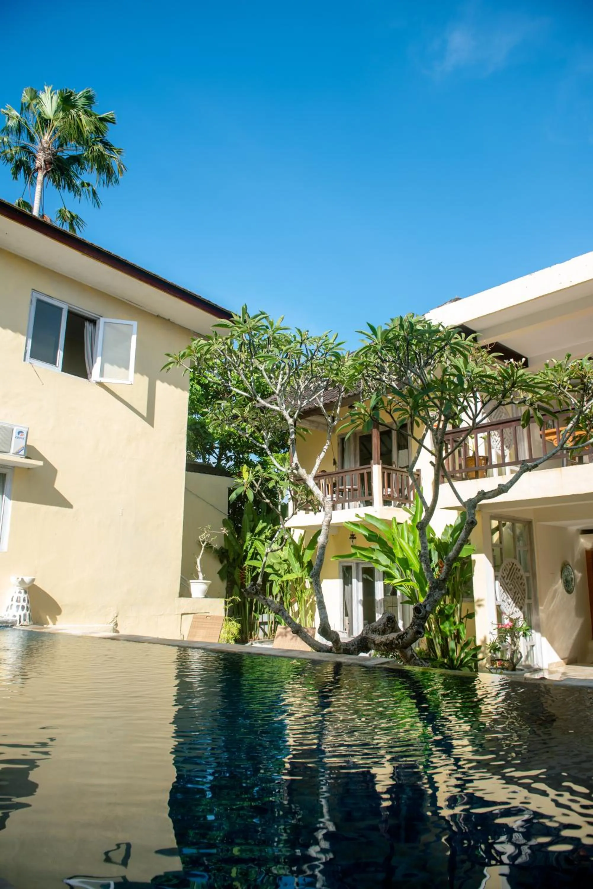 Swimming pool in Abian Biu Mansion