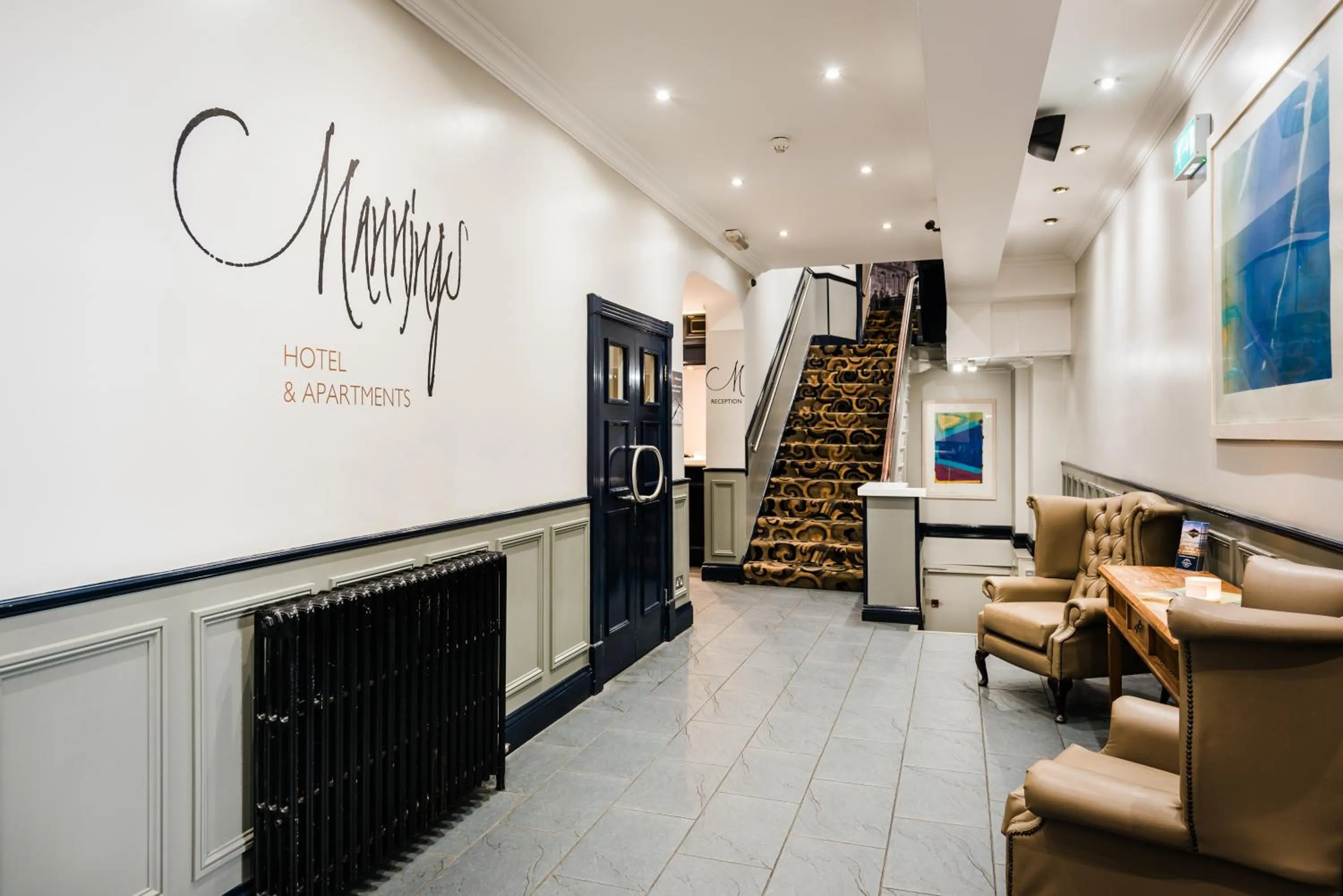 Lobby or reception in Mannings Hotel