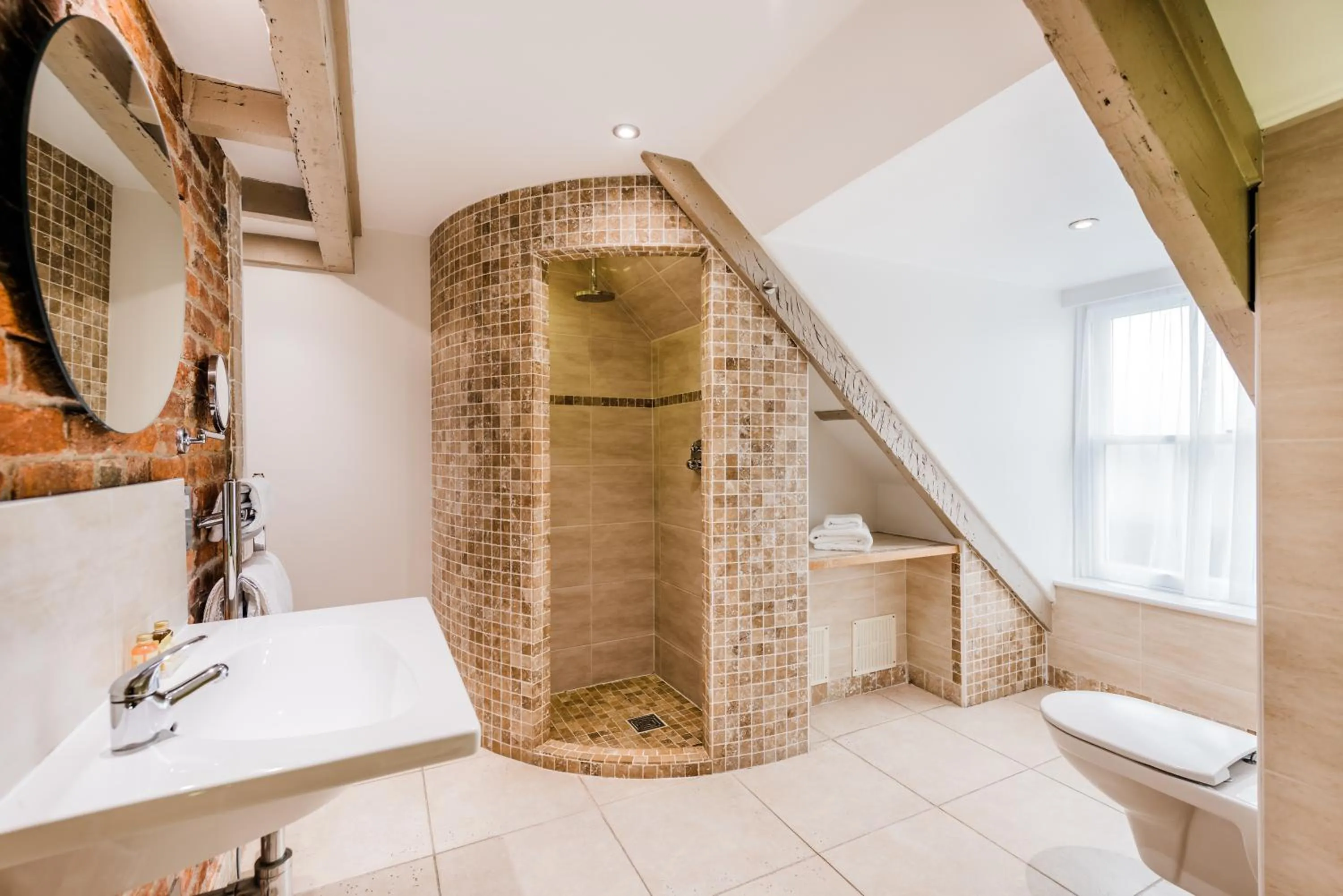 Shower in Mannings Hotel