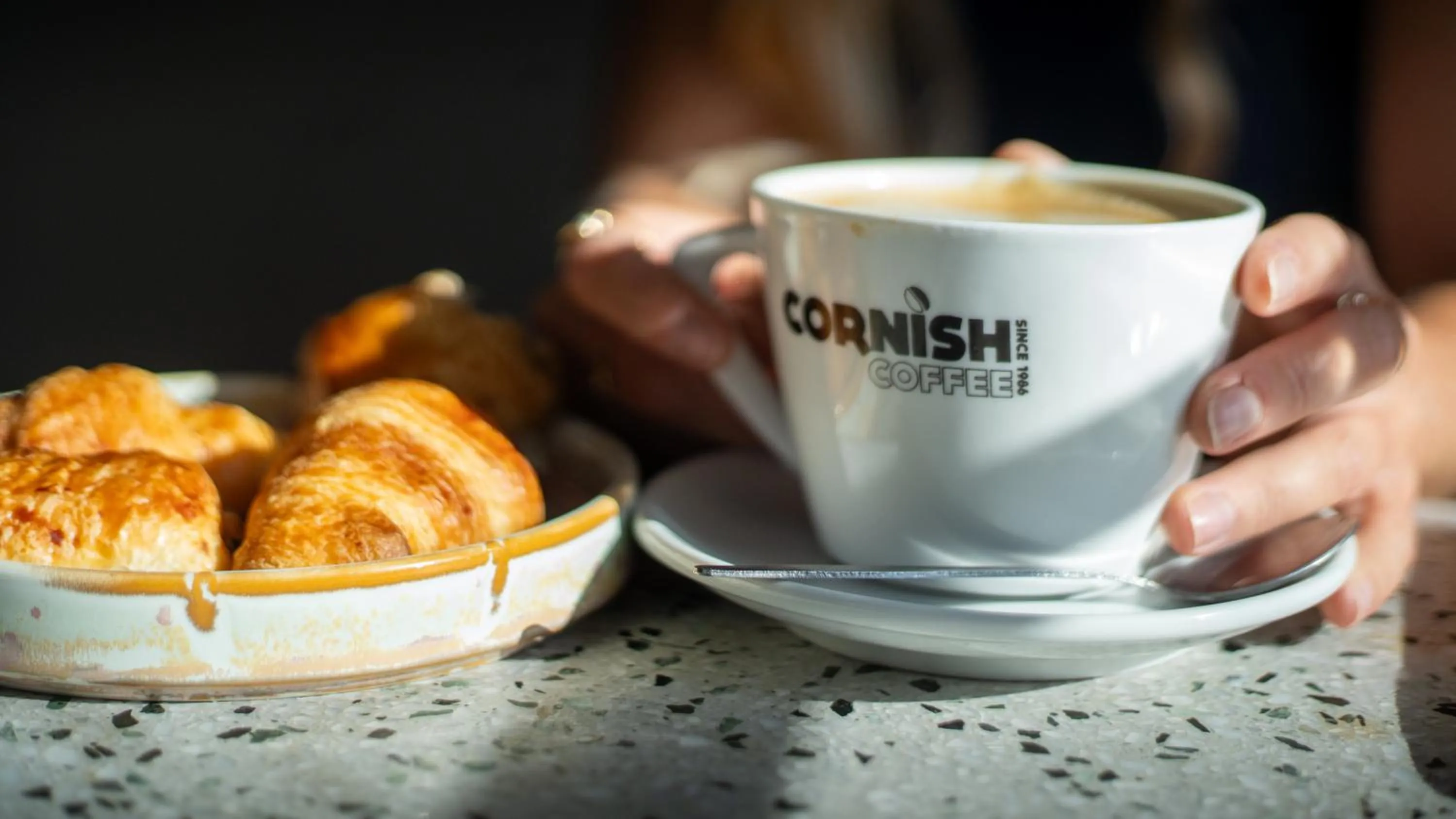 Coffee/tea facilities in Mannings Hotel