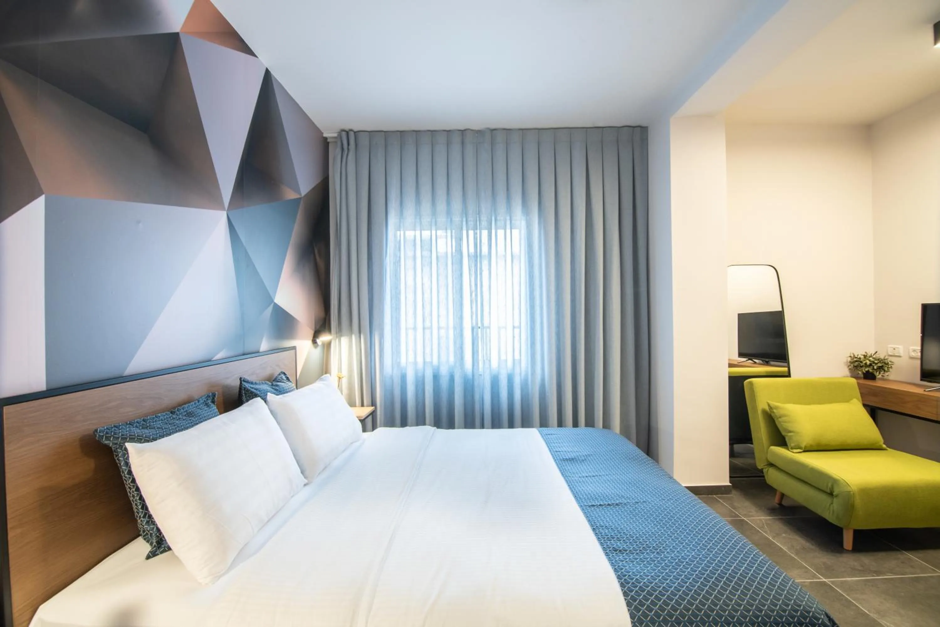 Bed in 27Montefiore - Urban ApartHotel TLV