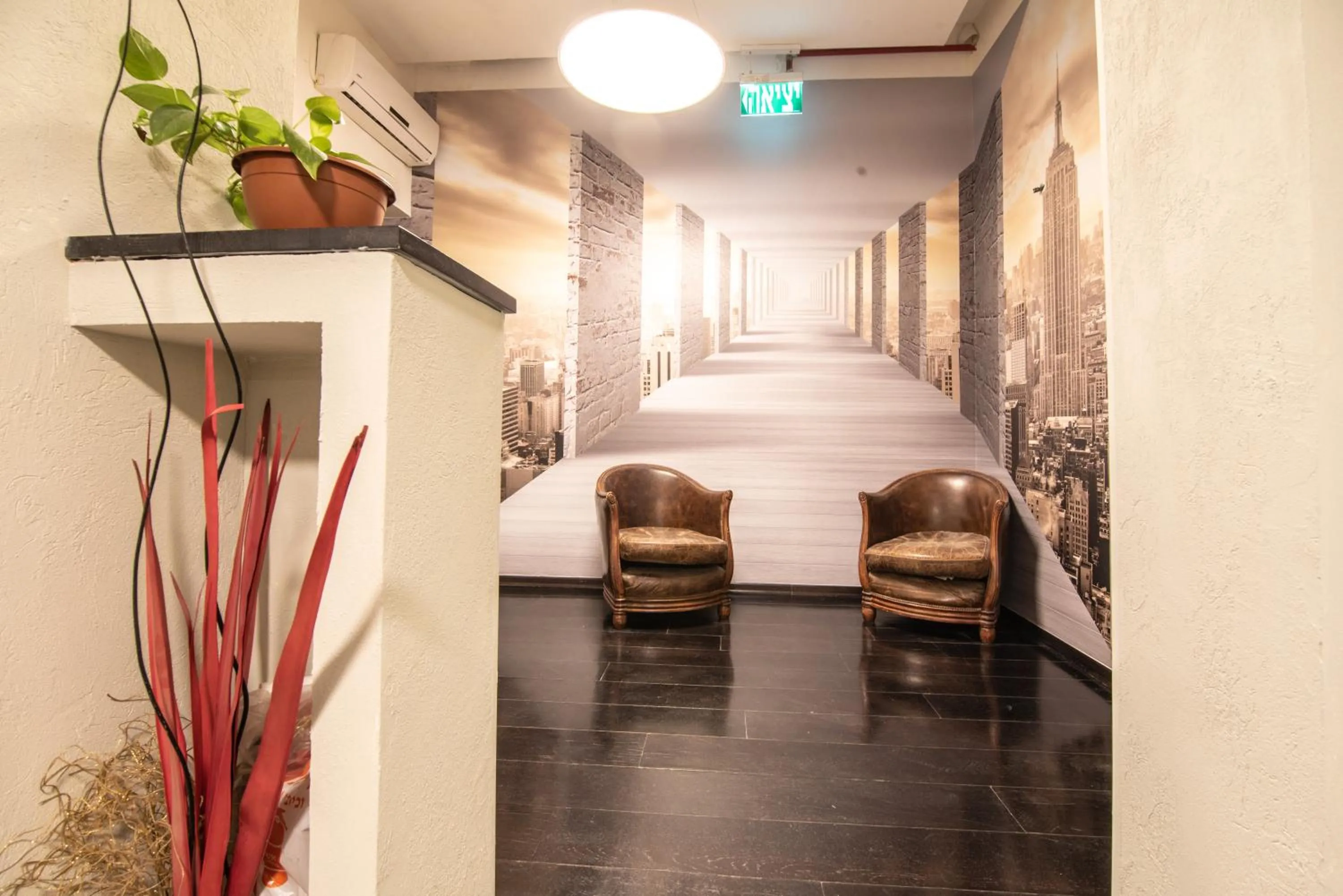 Communal lounge/ TV room, Bed in 27Montefiore - Urban ApartHotel TLV