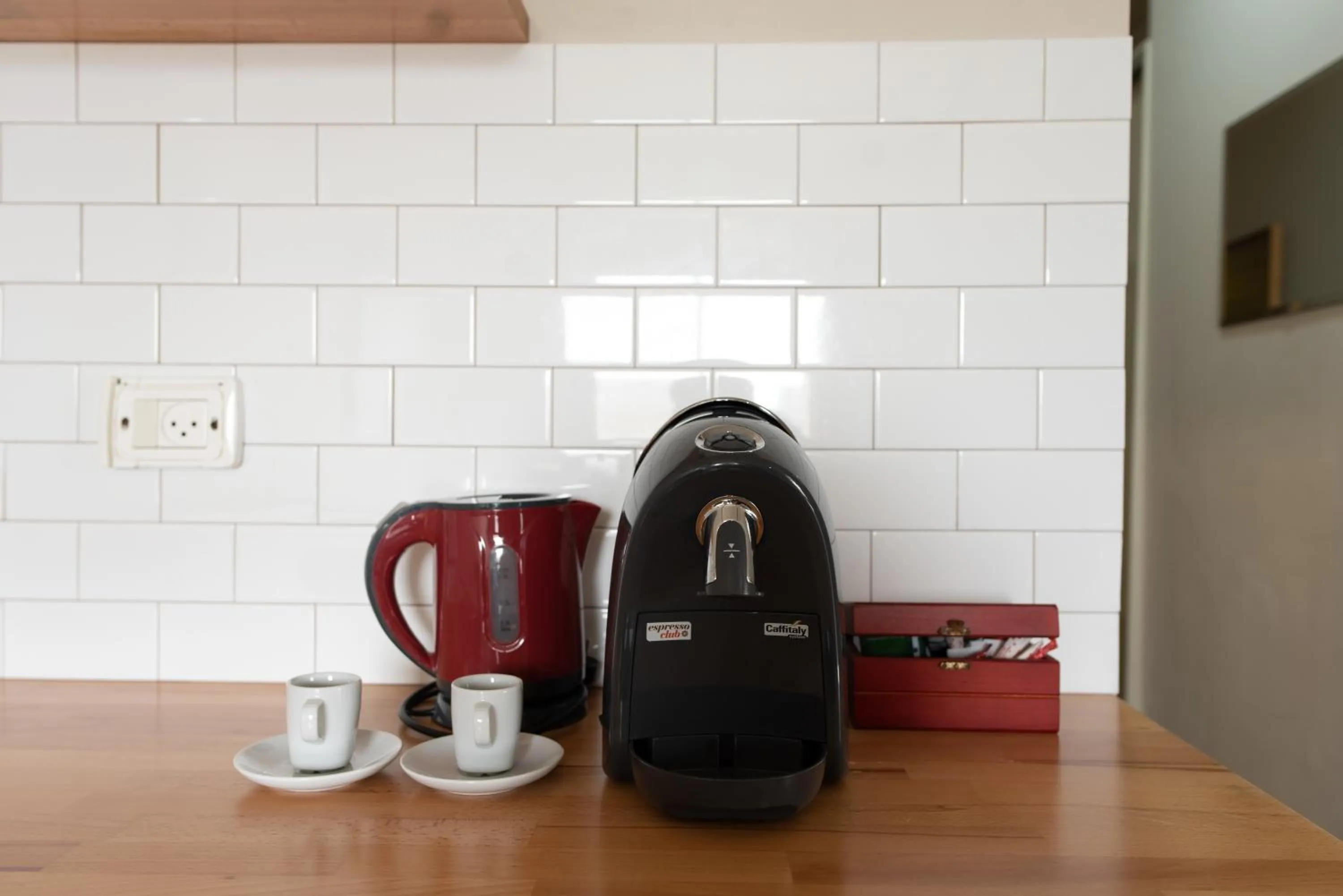 Coffee/tea facilities in 27Montefiore - Urban ApartHotel TLV