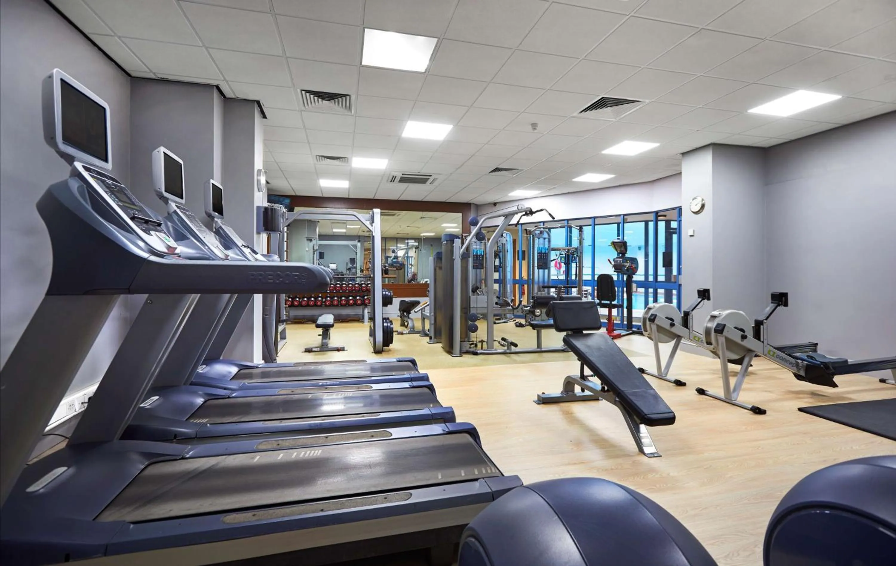 Fitness centre/facilities in DoubleTree by Hilton Coventry
