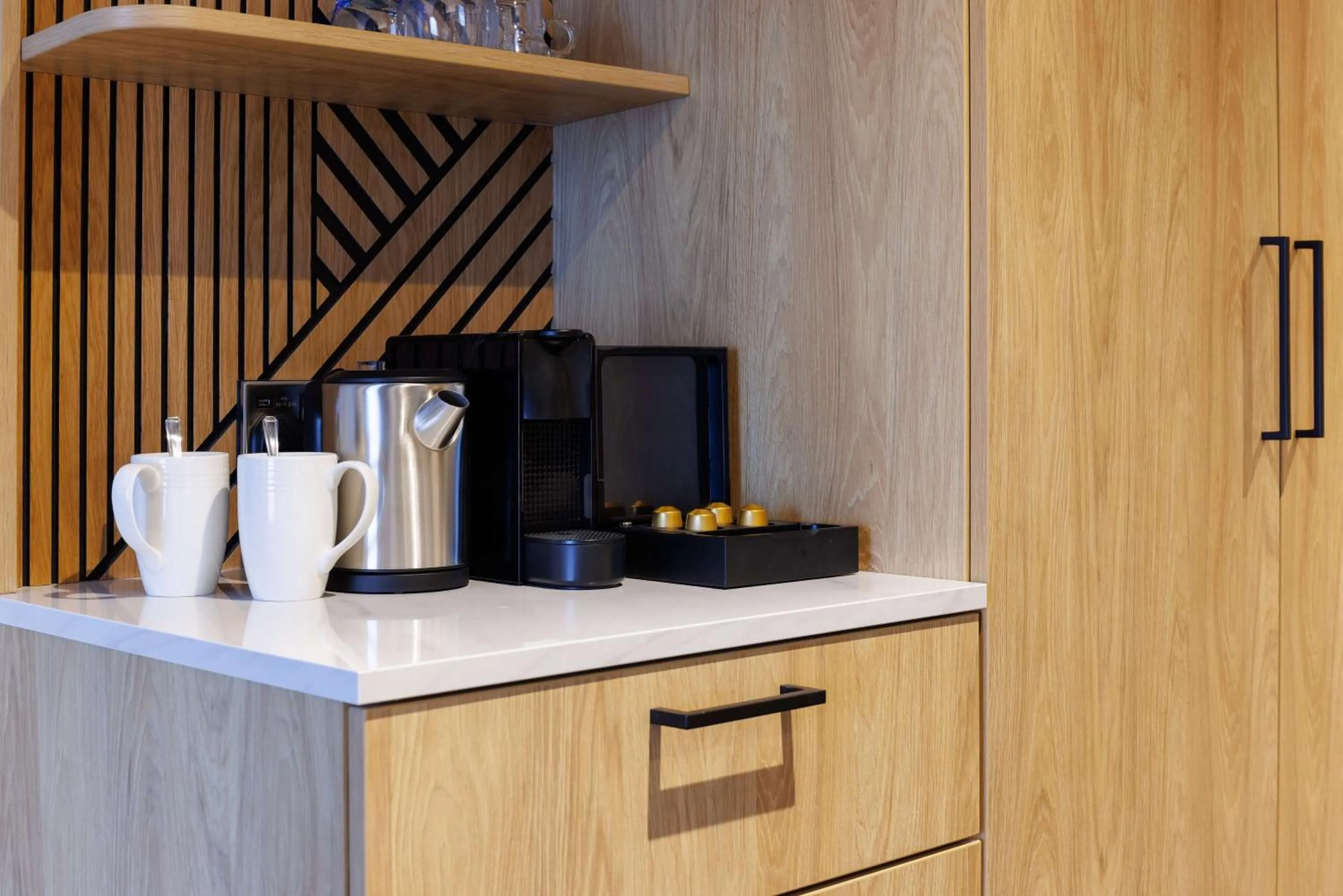 Coffee/tea facilities in DoubleTree by Hilton Coventry