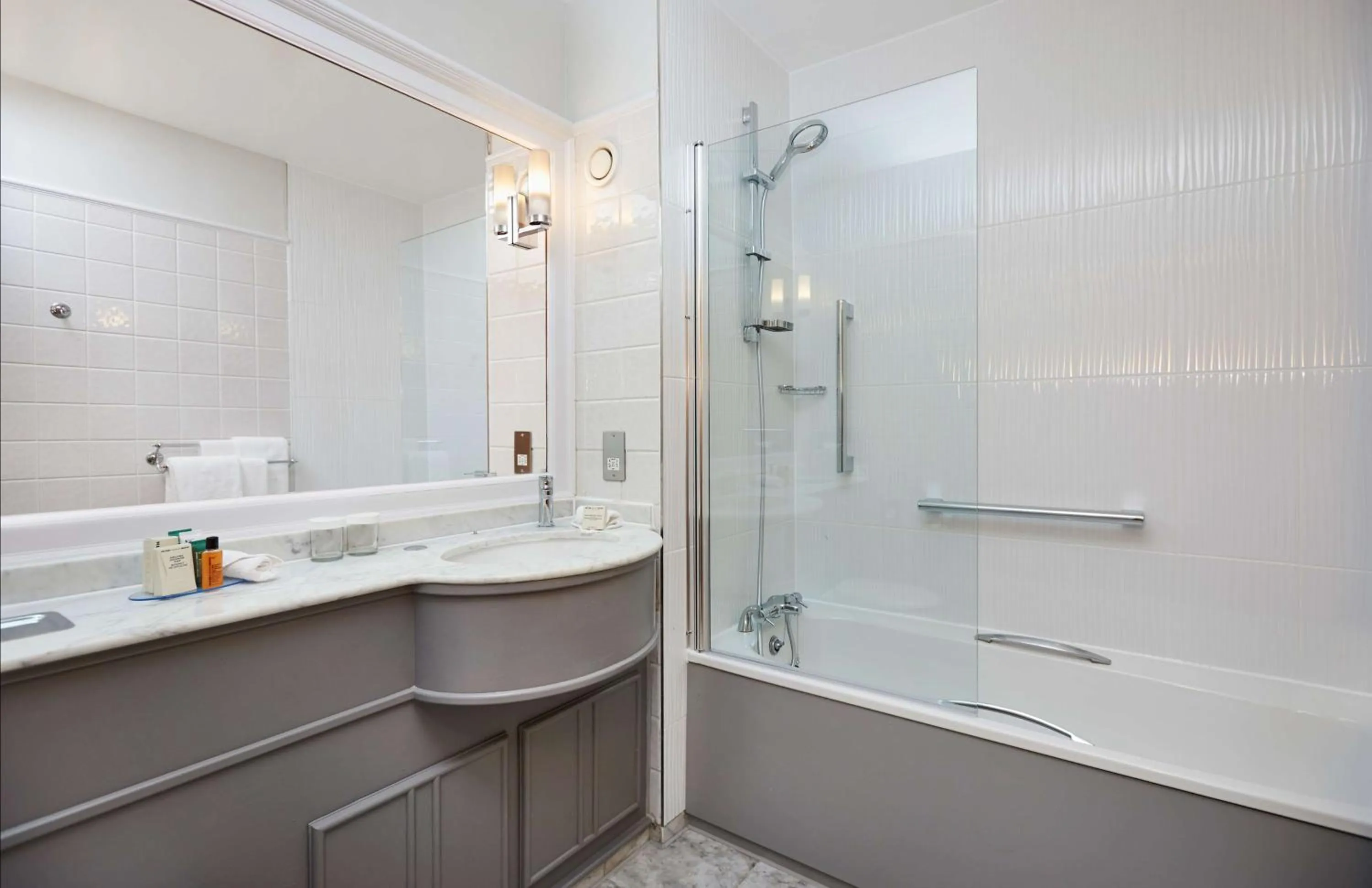 Bathroom in DoubleTree by Hilton Coventry