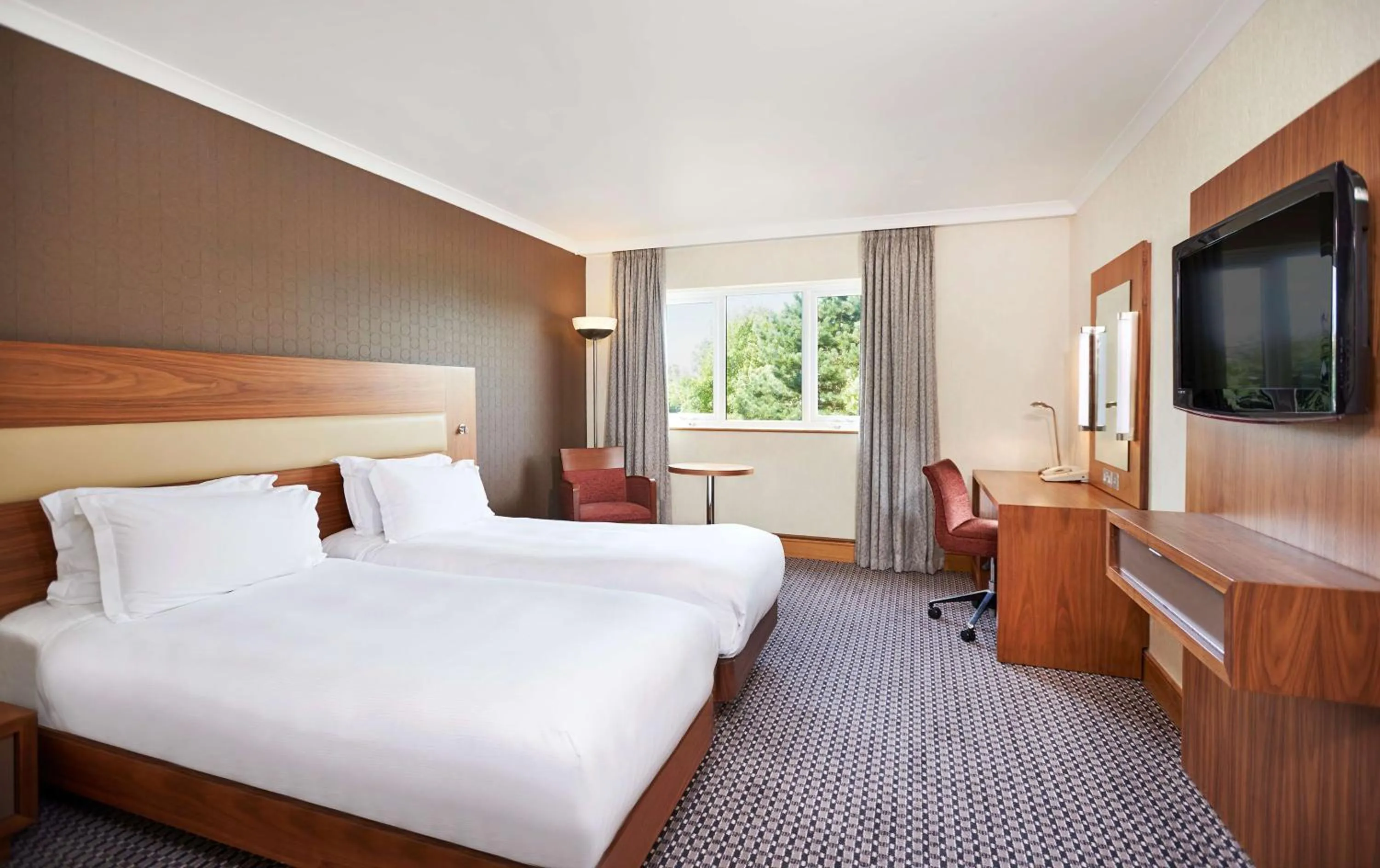 Bed in DoubleTree by Hilton Coventry