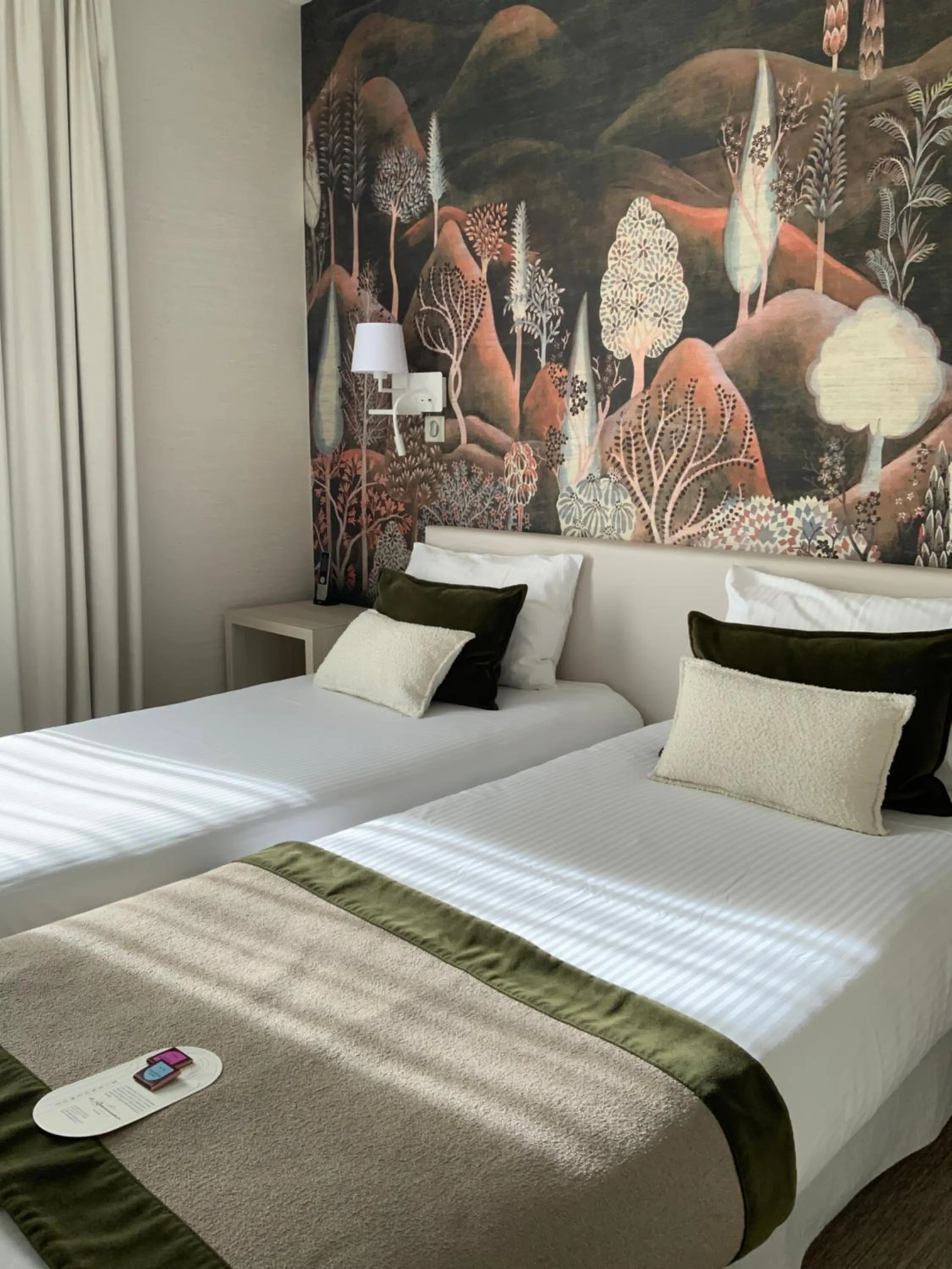 Bed in Le Renaissance