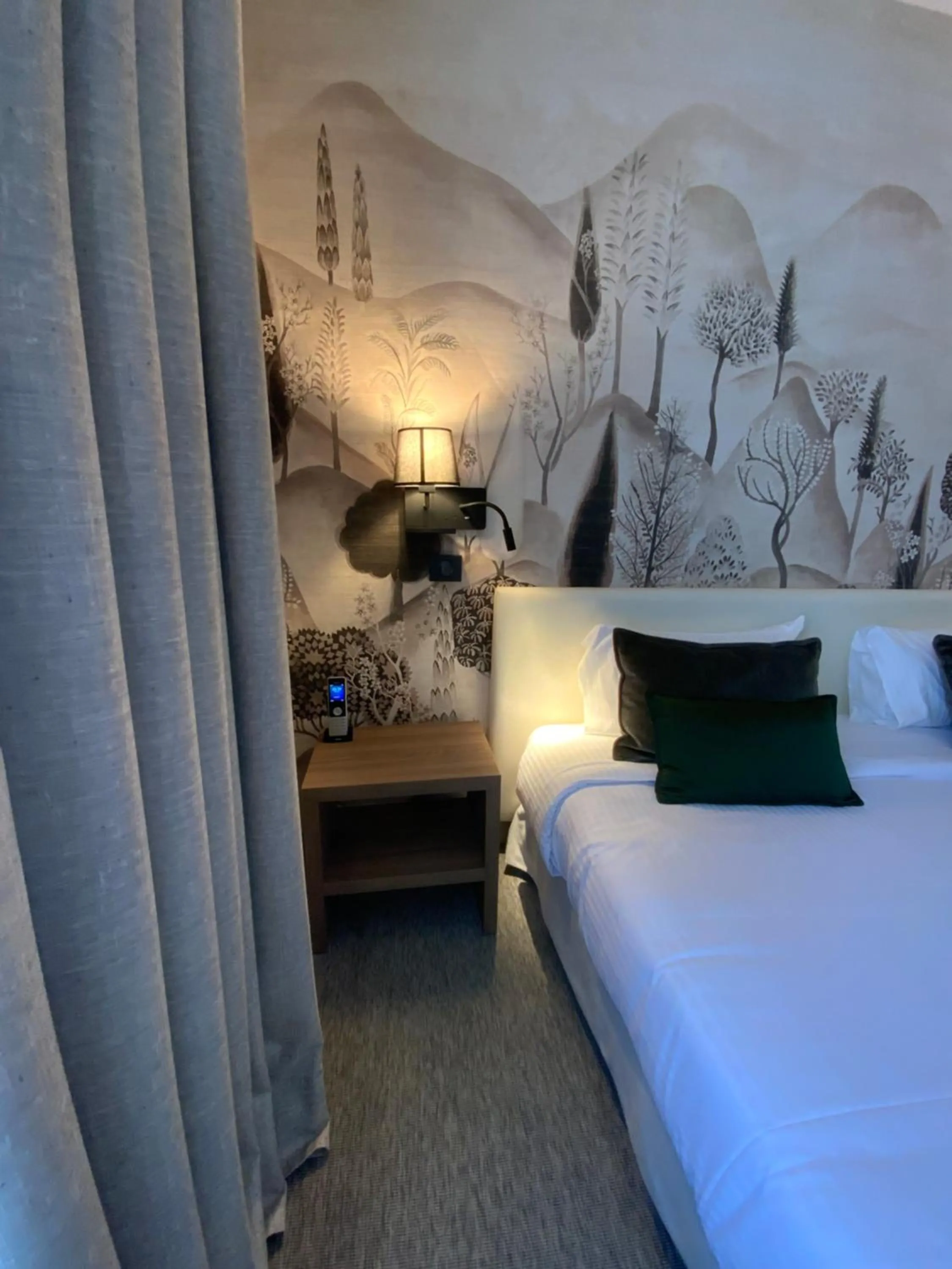 Bed in Le Renaissance