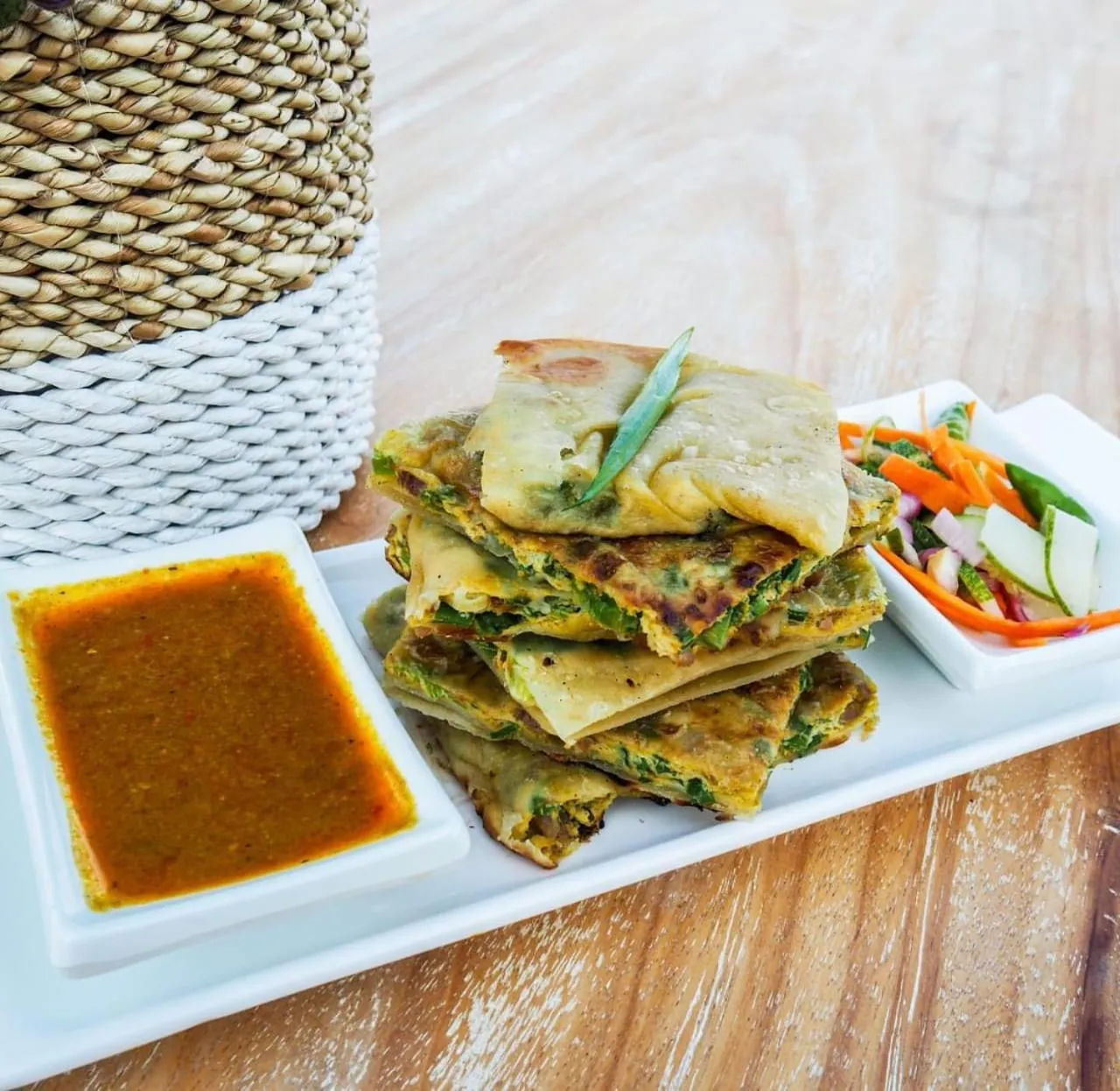 Restaurant/places to eat in Luminor Hotel Banyuwangi By WH