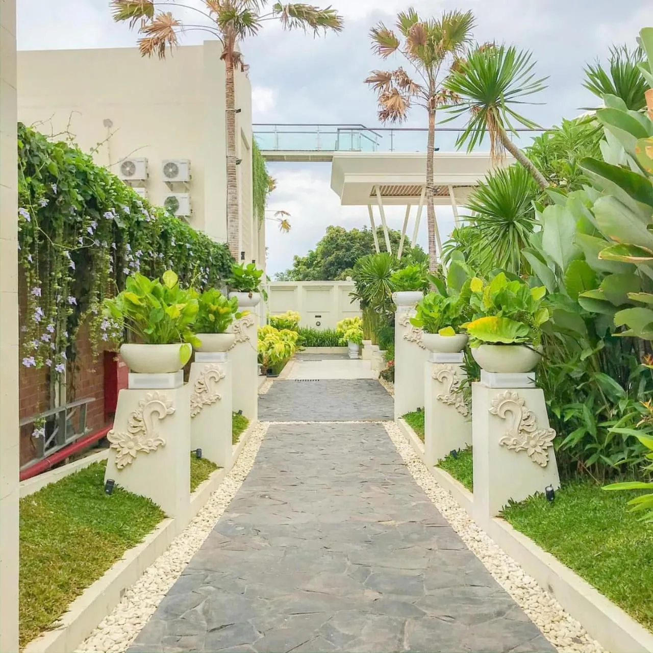 Garden in Luminor Hotel Banyuwangi By WH