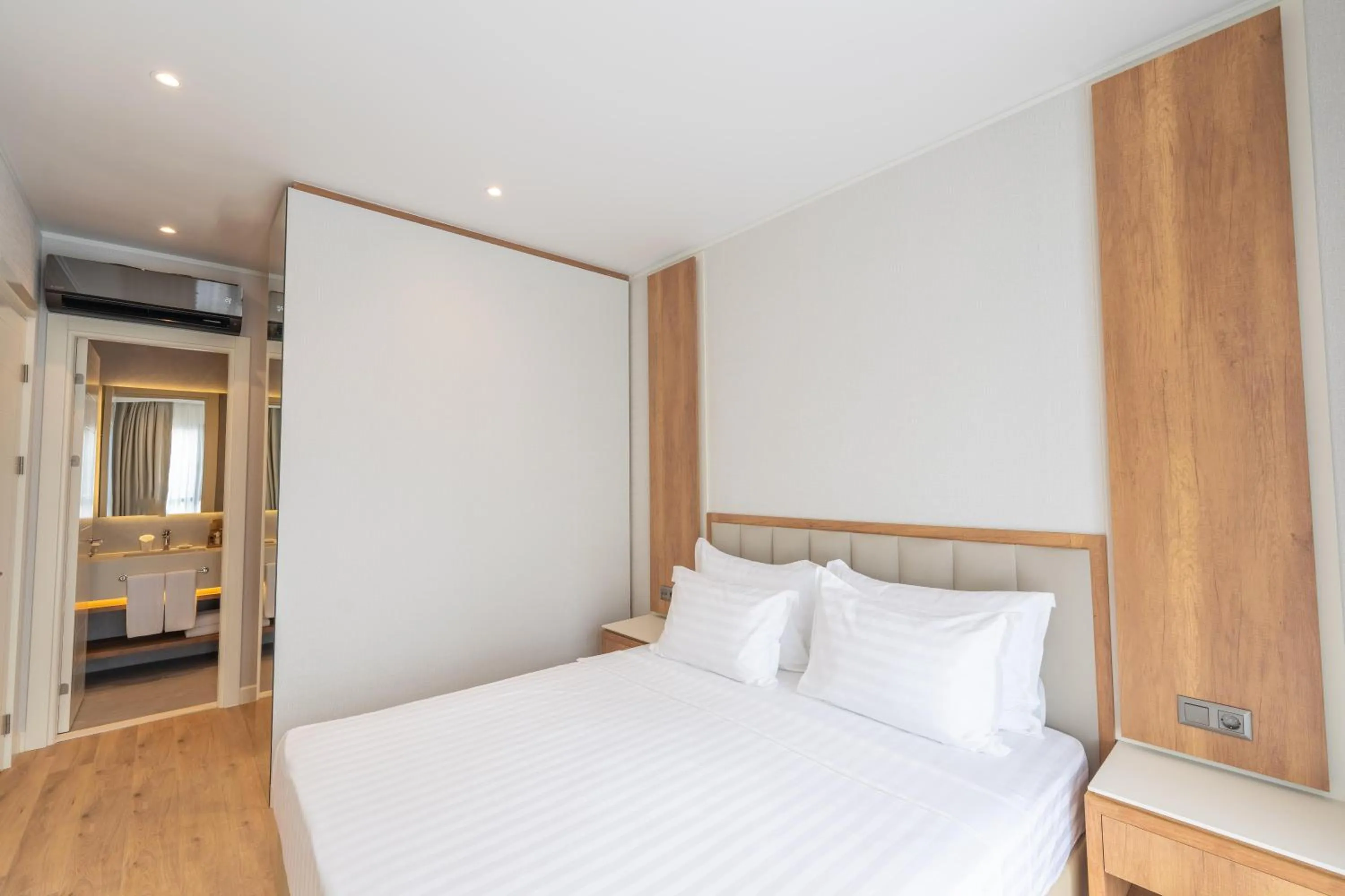 Photo of the whole room, Bed in Club Marco Polo - Premium All Inclusive